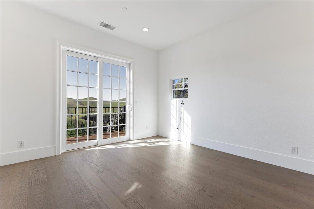 Detail Gallery Image 7 of 60 For 12400 Morgan Territory Rd, Livermore,  CA 94551 - 5 Beds | 5/1 Baths