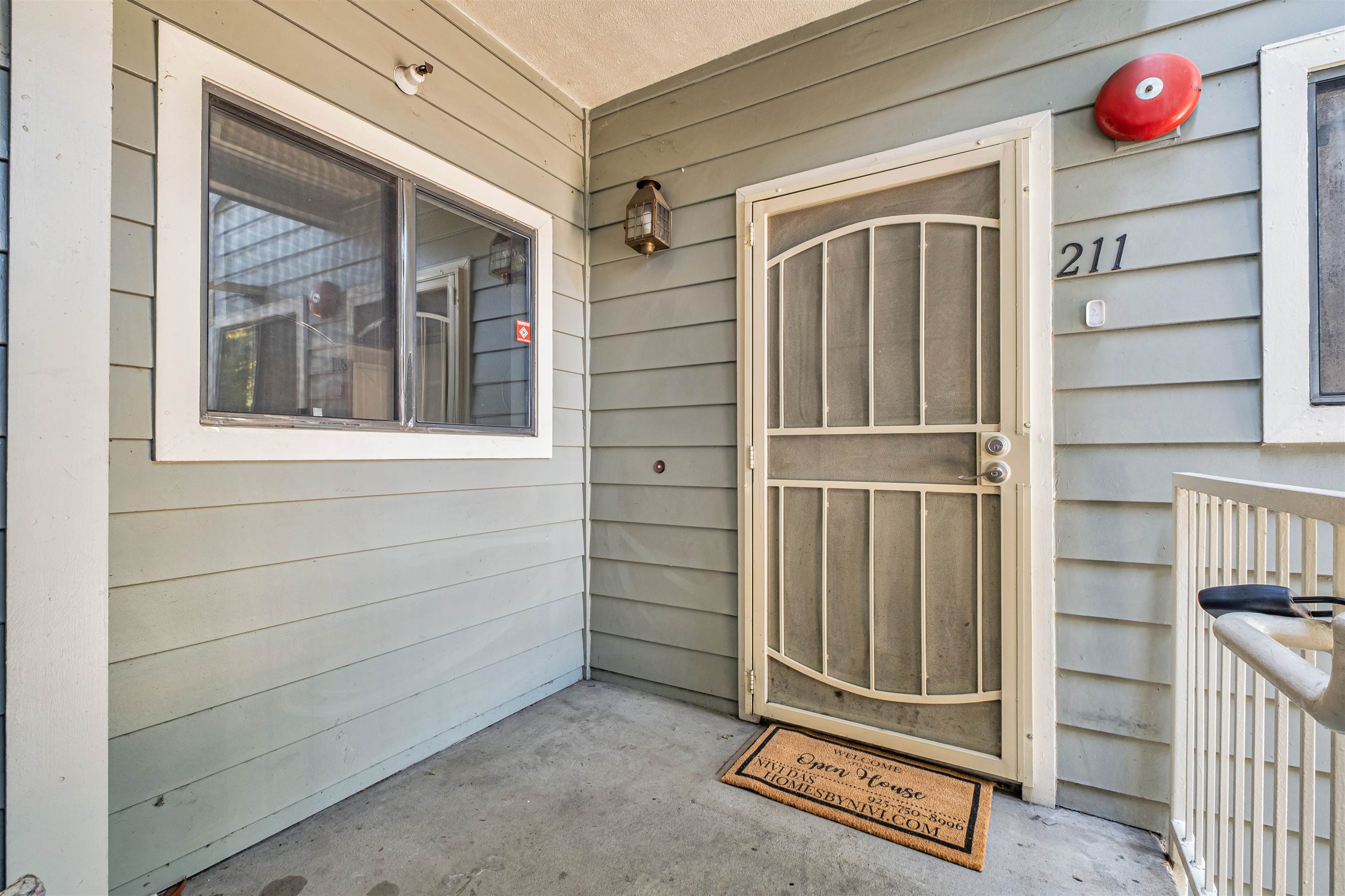 Detail Gallery Image 2 of 34 For 3402 Pinewood Ter #211,  Fremont,  CA 94536 - 2 Beds | 2 Baths