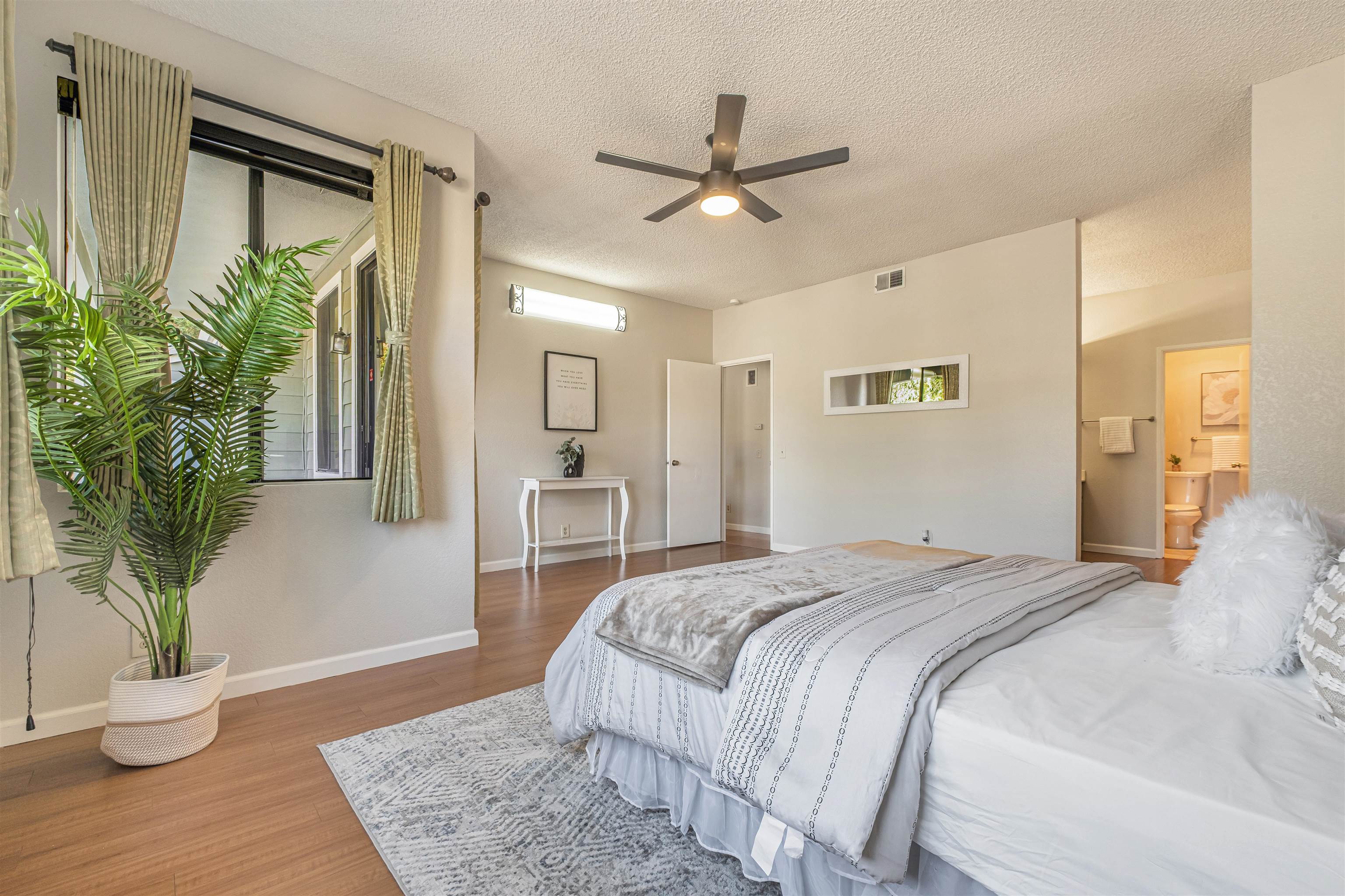 Detail Gallery Image 15 of 34 For 3402 Pinewood Ter #211,  Fremont,  CA 94536 - 2 Beds | 2 Baths