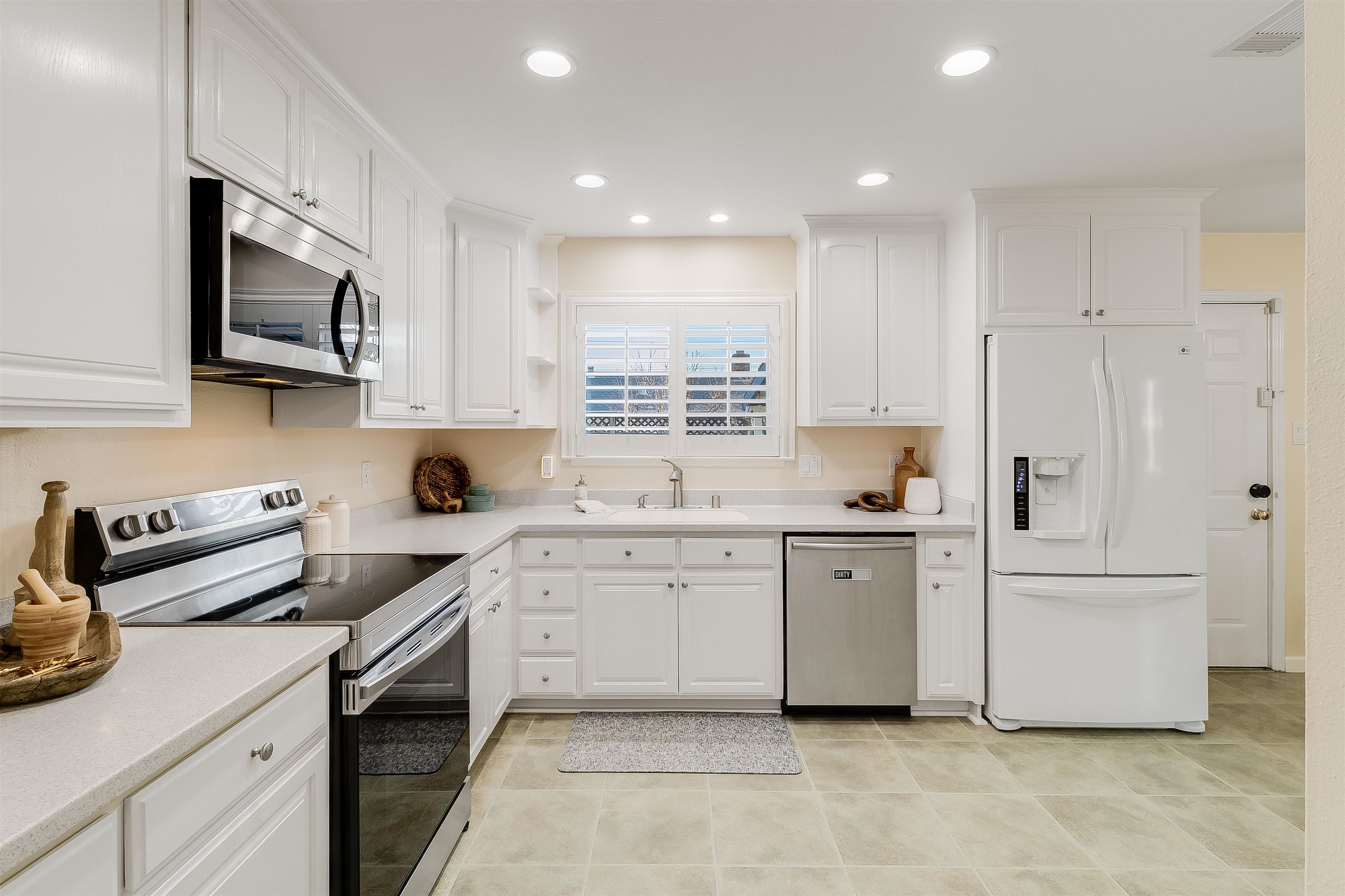 Detail Gallery Image 3 of 31 For 3965 Purdue Way, Livermore,  CA 94550 - 3 Beds | 2 Baths