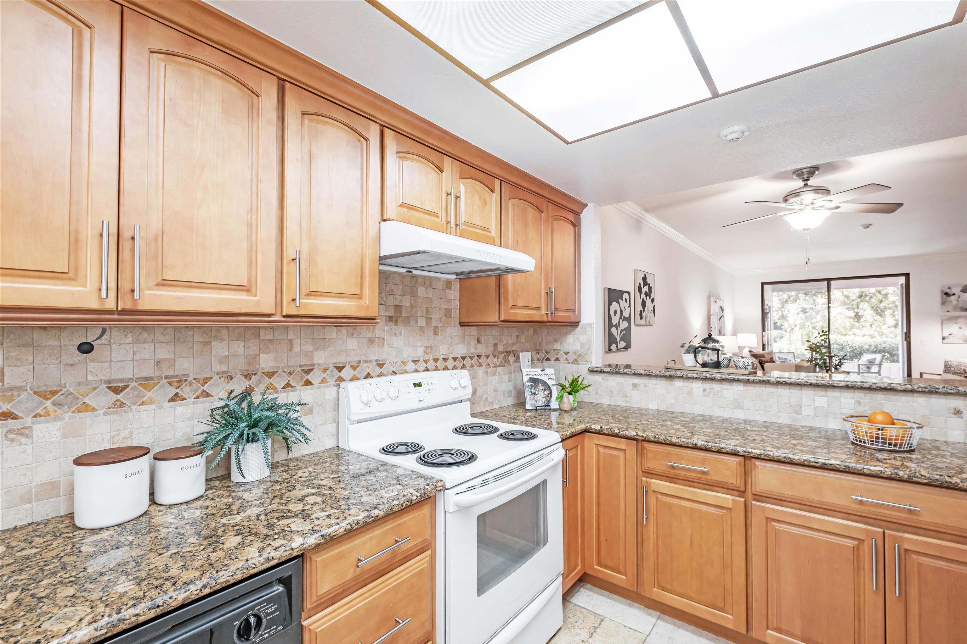 Photo #15: 41123031 Listing: Photo #15