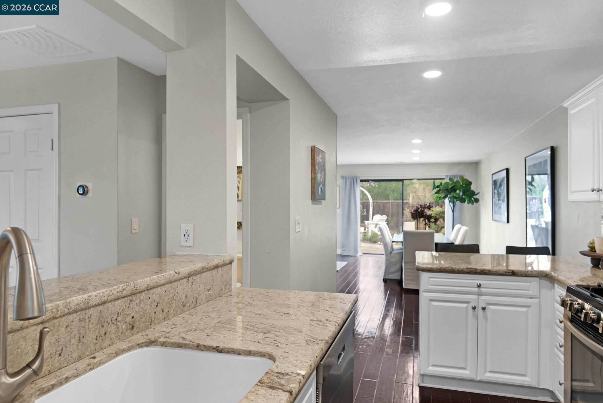 Detail Gallery Image 11 of 37 For 2020 Shady Creek Pl, Danville,  CA 94526 - 4 Beds | 2/1 Baths