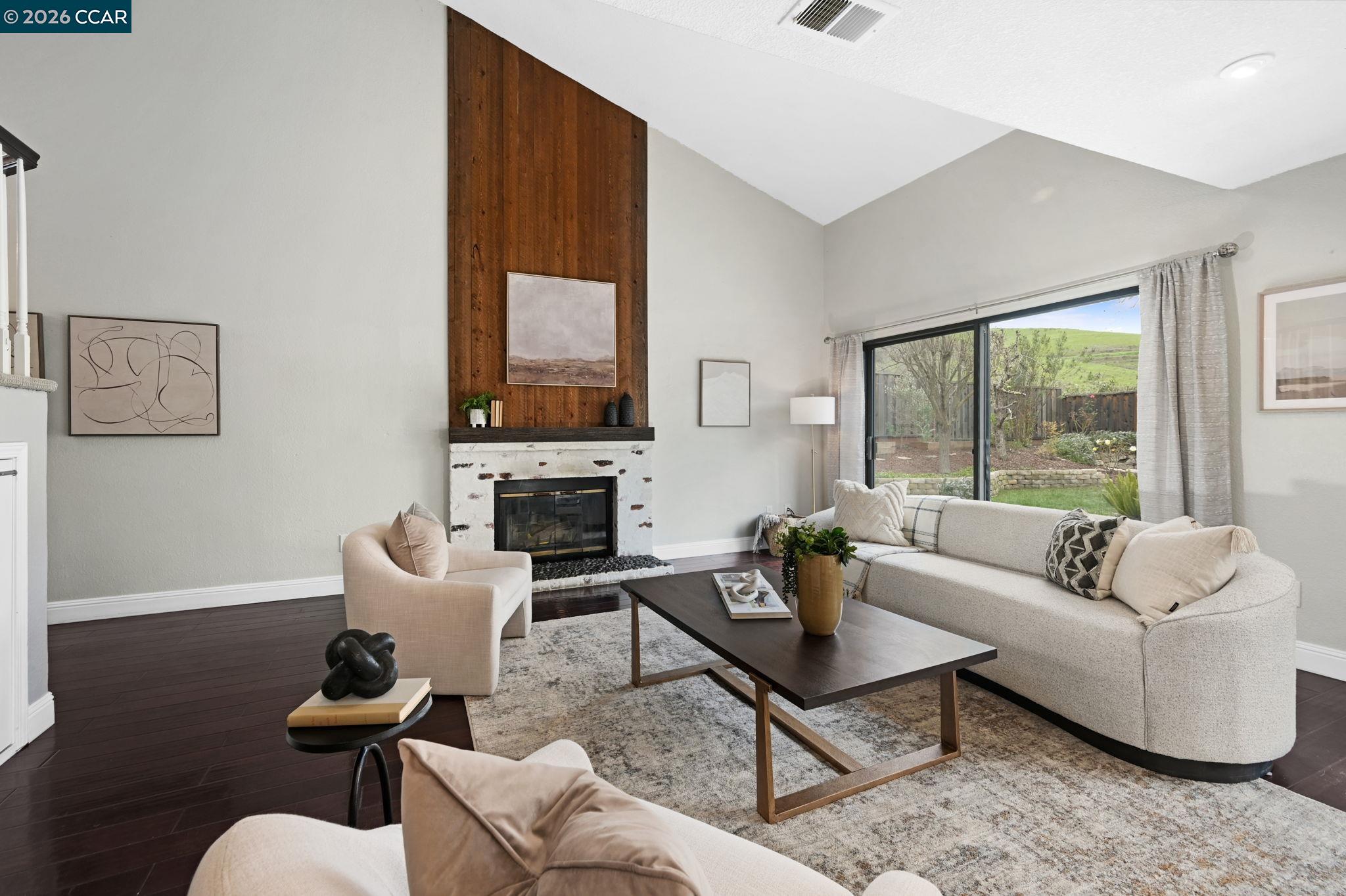 Detail Gallery Image 3 of 37 For 2020 Shady Creek Pl, Danville,  CA 94526 - 4 Beds | 2/1 Baths