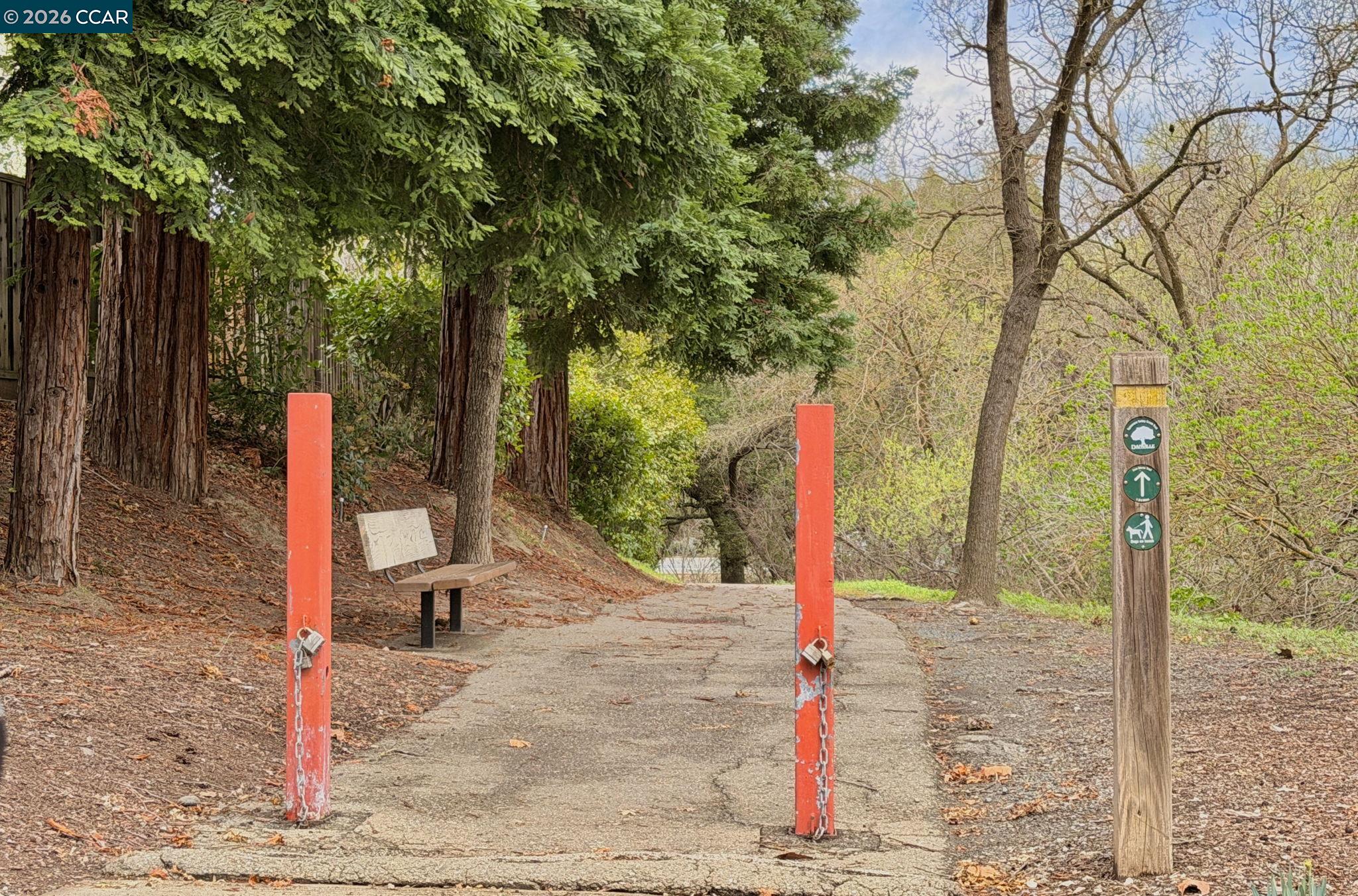 Detail Gallery Image 31 of 37 For 2020 Shady Creek Pl, Danville,  CA 94526 - 4 Beds | 2/1 Baths