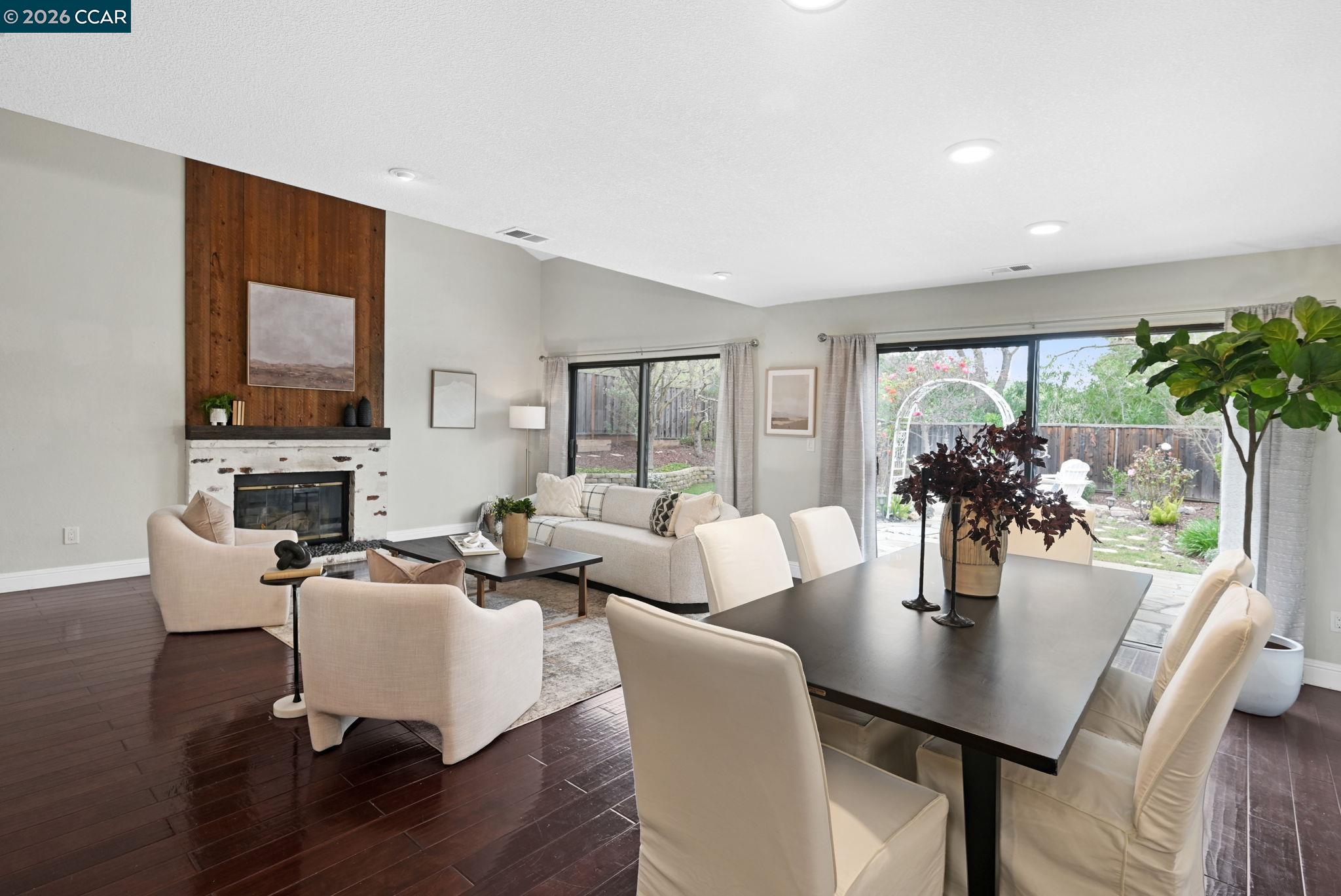 Detail Gallery Image 7 of 37 For 2020 Shady Creek Pl, Danville,  CA 94526 - 4 Beds | 2/1 Baths