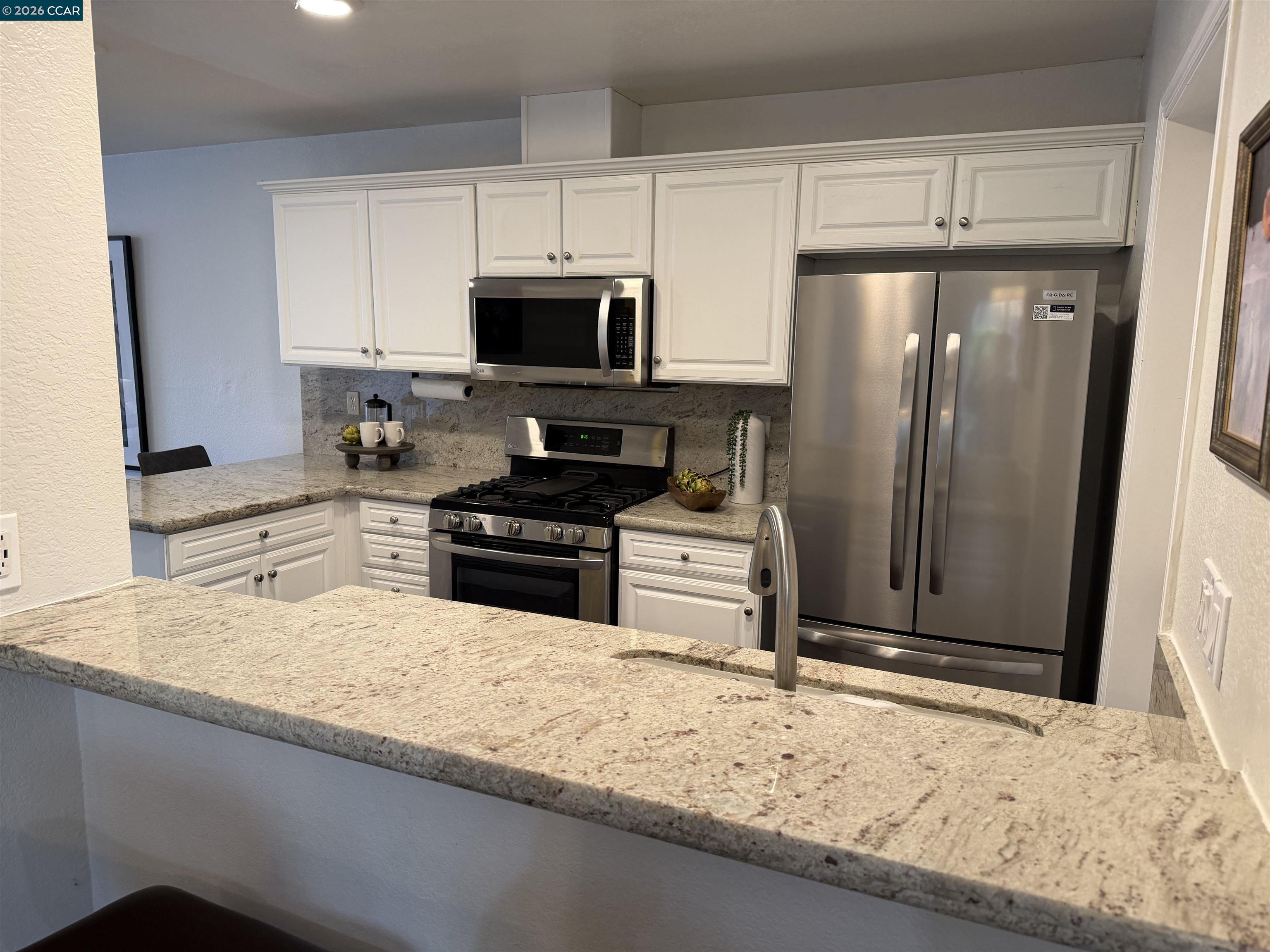 Detail Gallery Image 9 of 37 For 2020 Shady Creek Pl, Danville,  CA 94526 - 4 Beds | 2/1 Baths