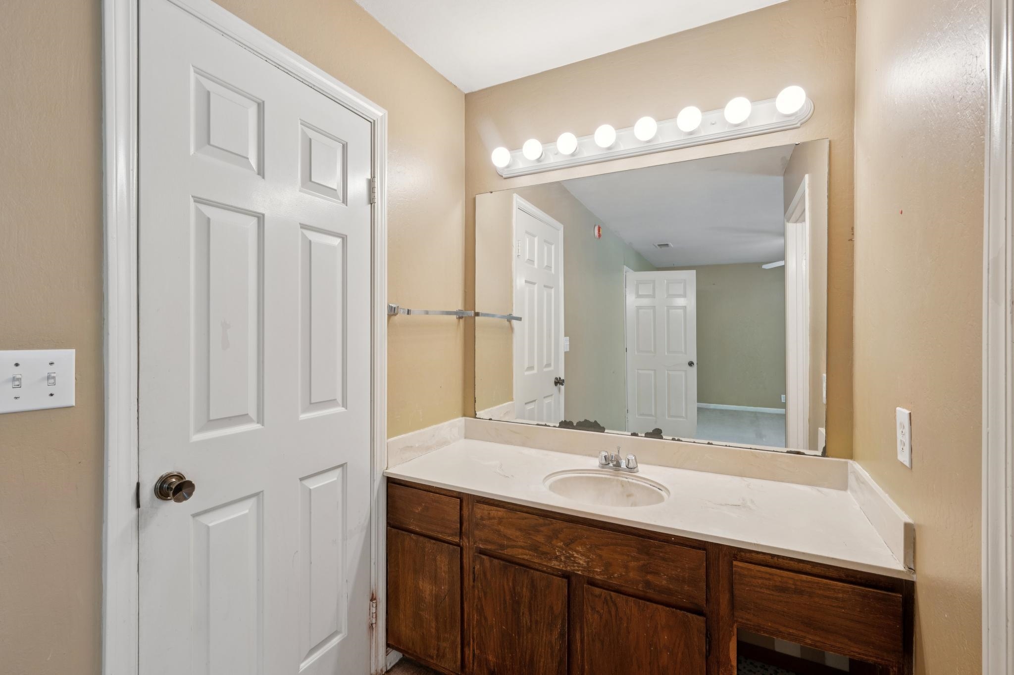 Detail Gallery Image 33 of 57 For 3241 Monika Lane, Hayward,  CA 94541 - 3 Beds | 2/1 Baths