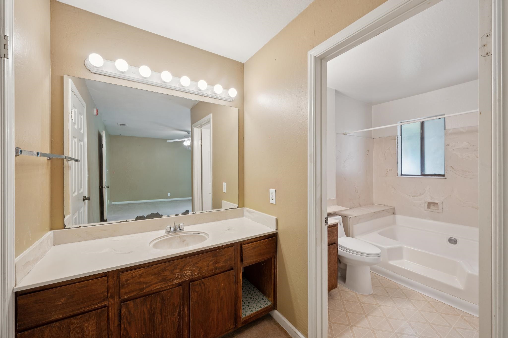 Detail Gallery Image 35 of 57 For 3241 Monika Lane, Hayward,  CA 94541 - 3 Beds | 2/1 Baths