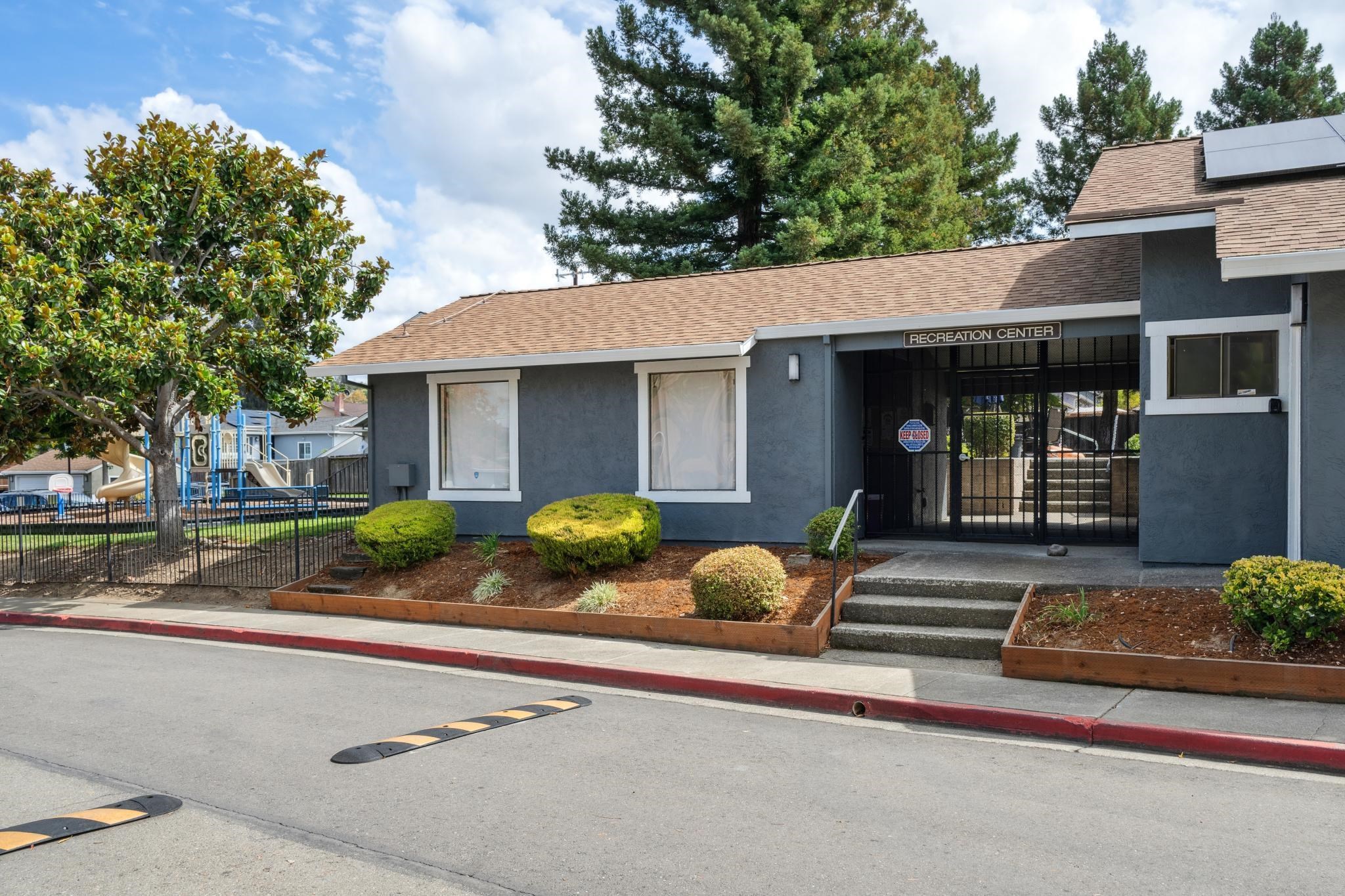 Detail Gallery Image 48 of 57 For 3241 Monika Lane, Hayward,  CA 94541 - 3 Beds | 2/1 Baths