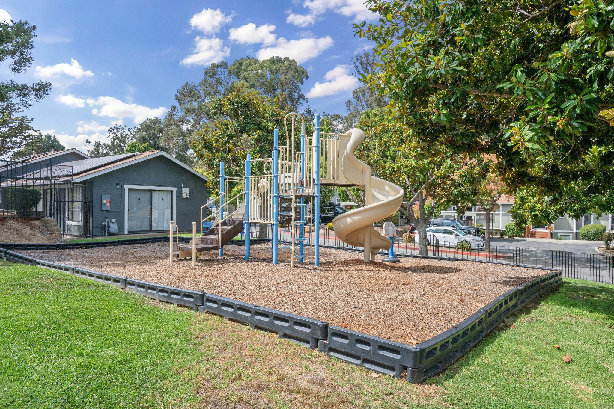 Detail Gallery Image 55 of 57 For 3241 Monika Lane, Hayward,  CA 94541 - 3 Beds | 2/1 Baths