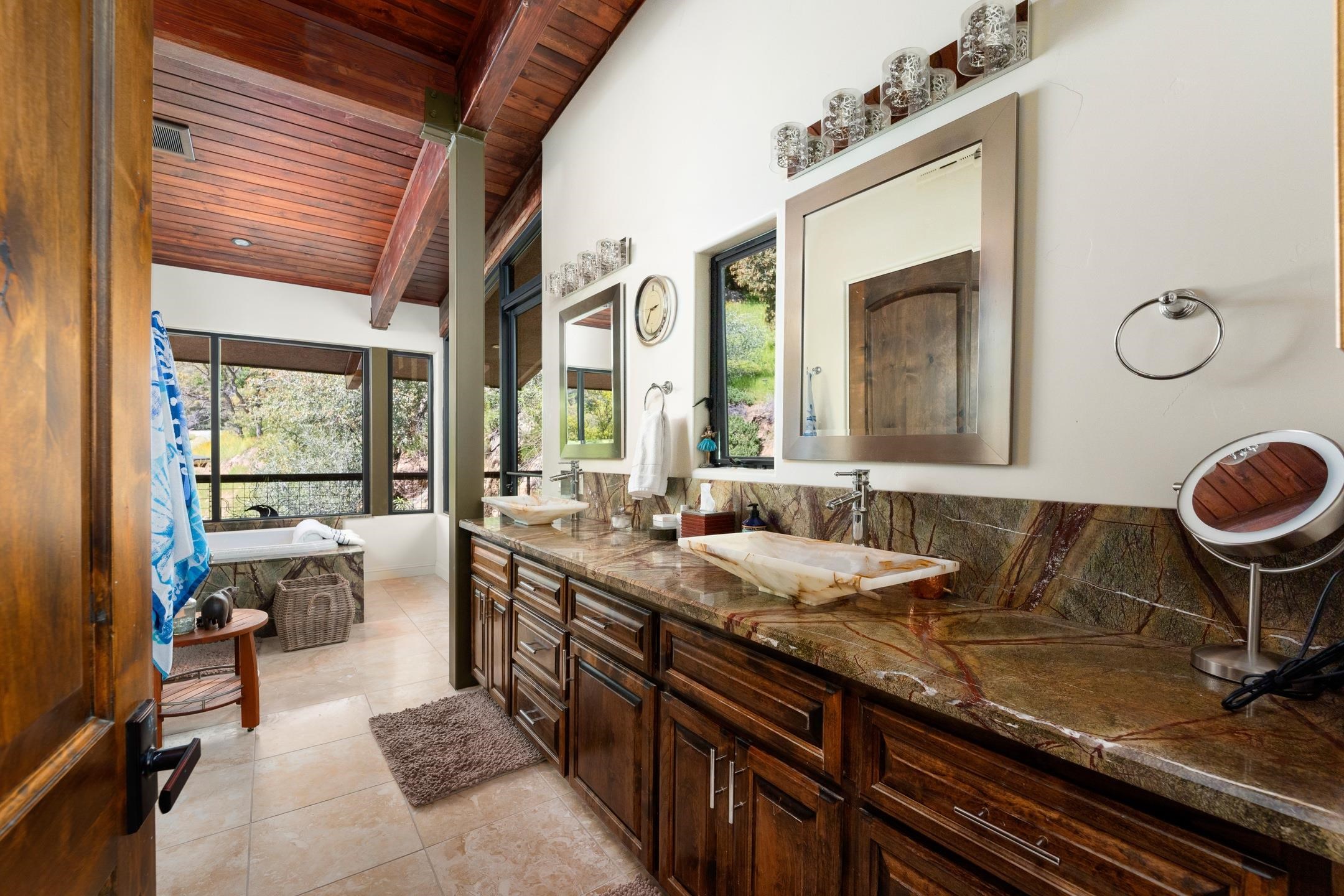 Detail Gallery Image 21 of 48 For 48250 S Fork Dr, Three Rivers,  CA 93271 - 7 Beds | 4/1 Baths