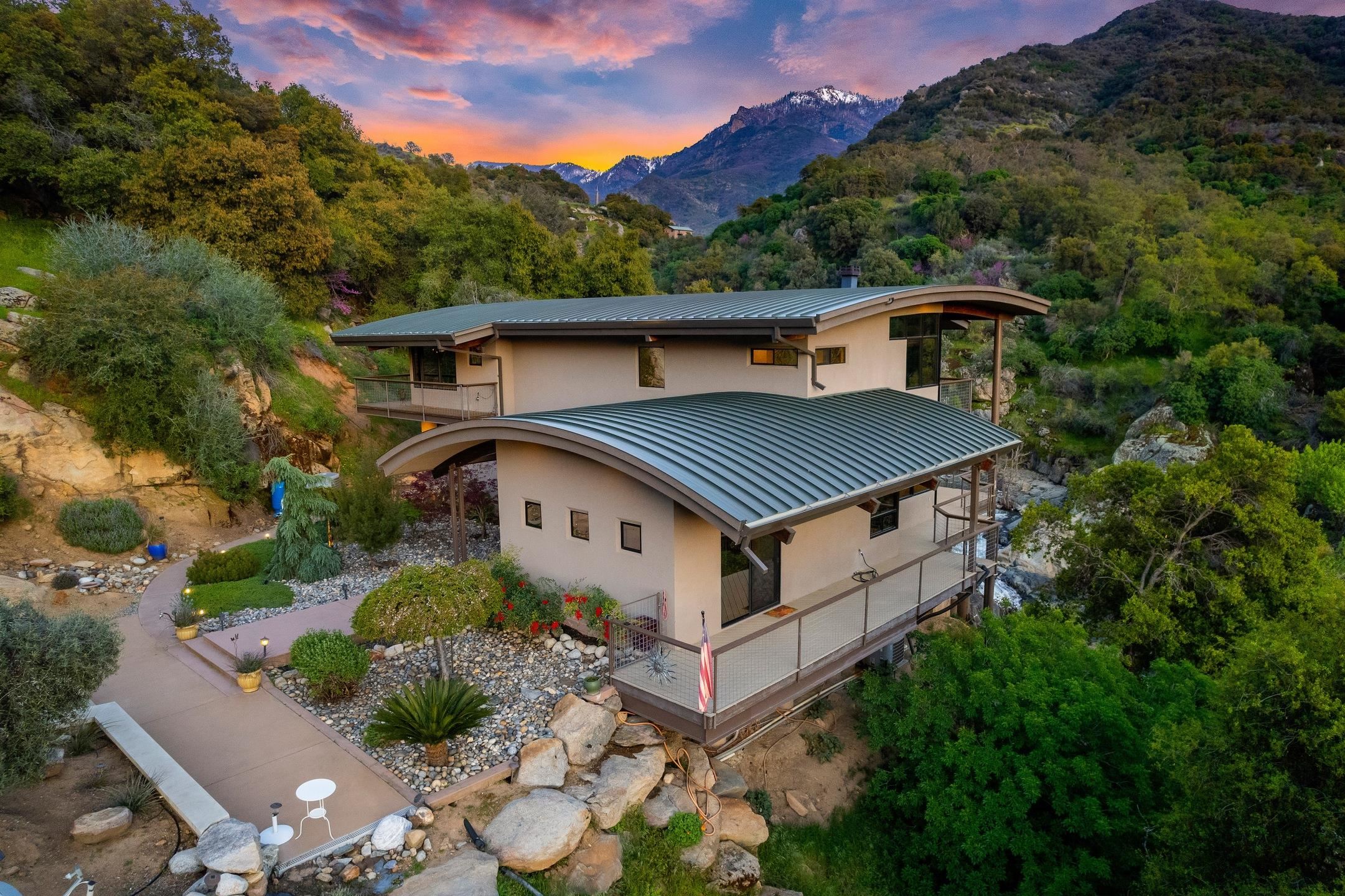 Detail Gallery Image 34 of 48 For 48250 S Fork Dr, Three Rivers,  CA 93271 - 7 Beds | 4/1 Baths