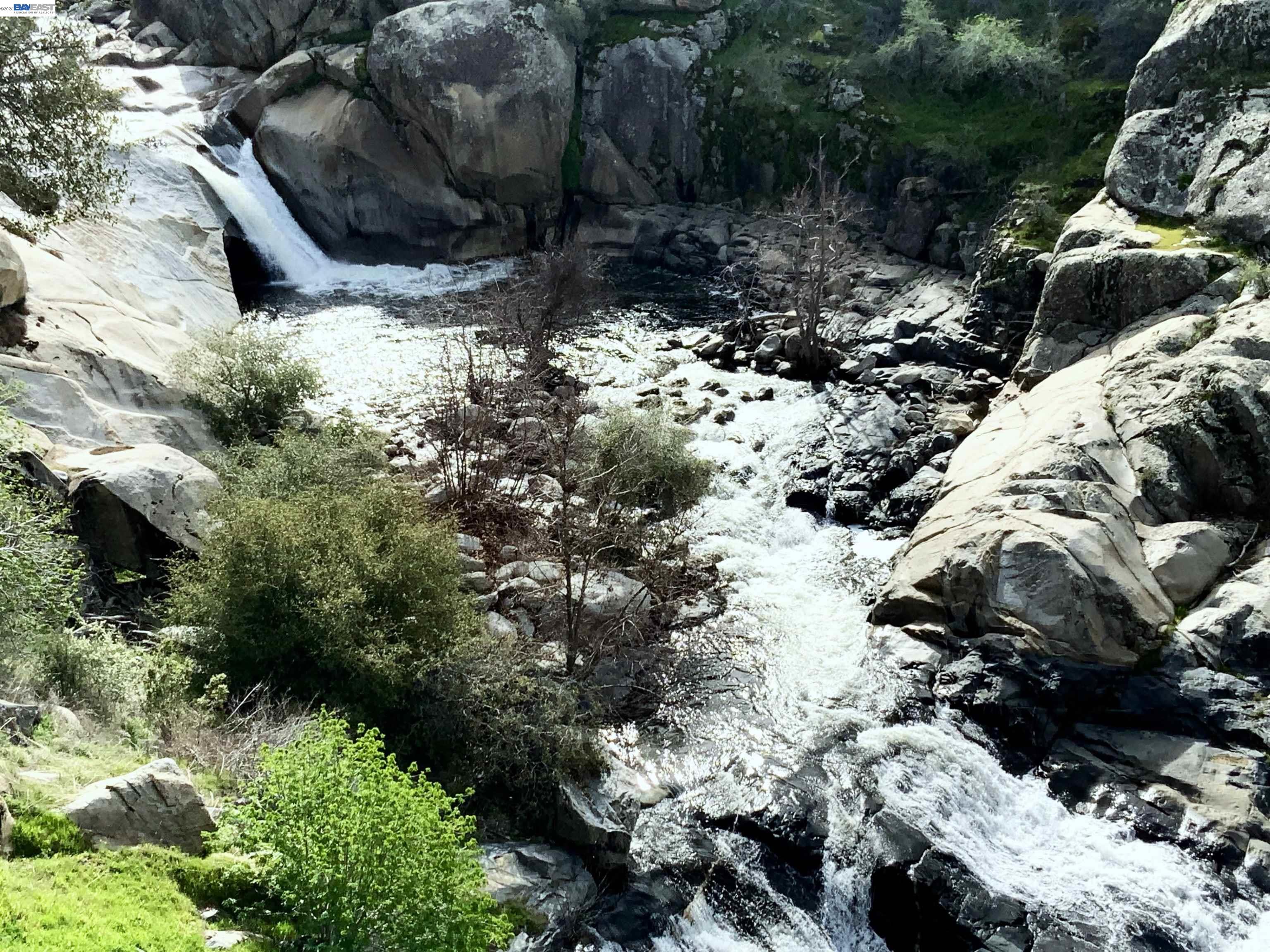 Detail Gallery Image 6 of 48 For 48250 S Fork Dr, Three Rivers,  CA 93271 - 6 Beds | 4/1 Baths