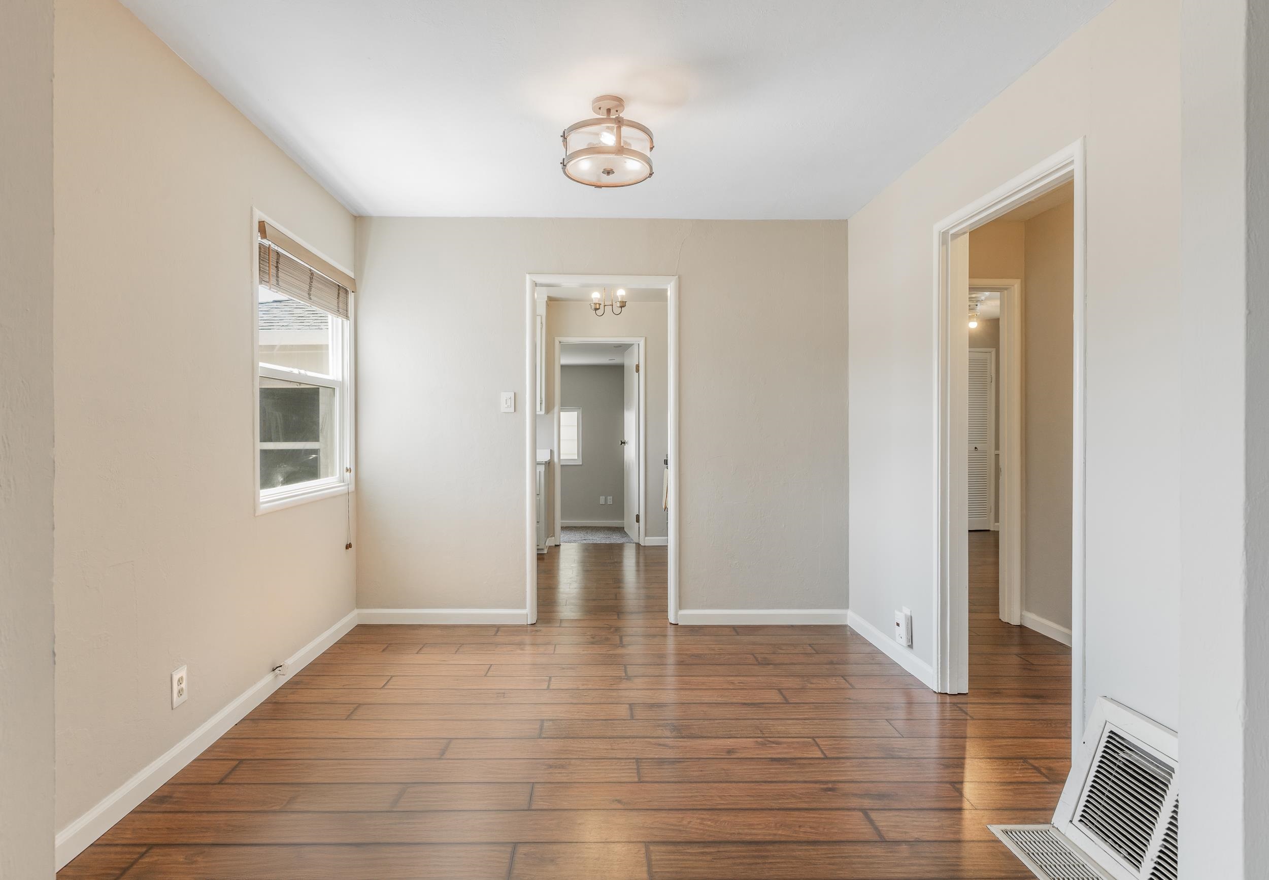 Detail Gallery Image 14 of 40 For 21259 Hobert St, Castro Valley,  CA 94546 - 3 Beds | 2 Baths