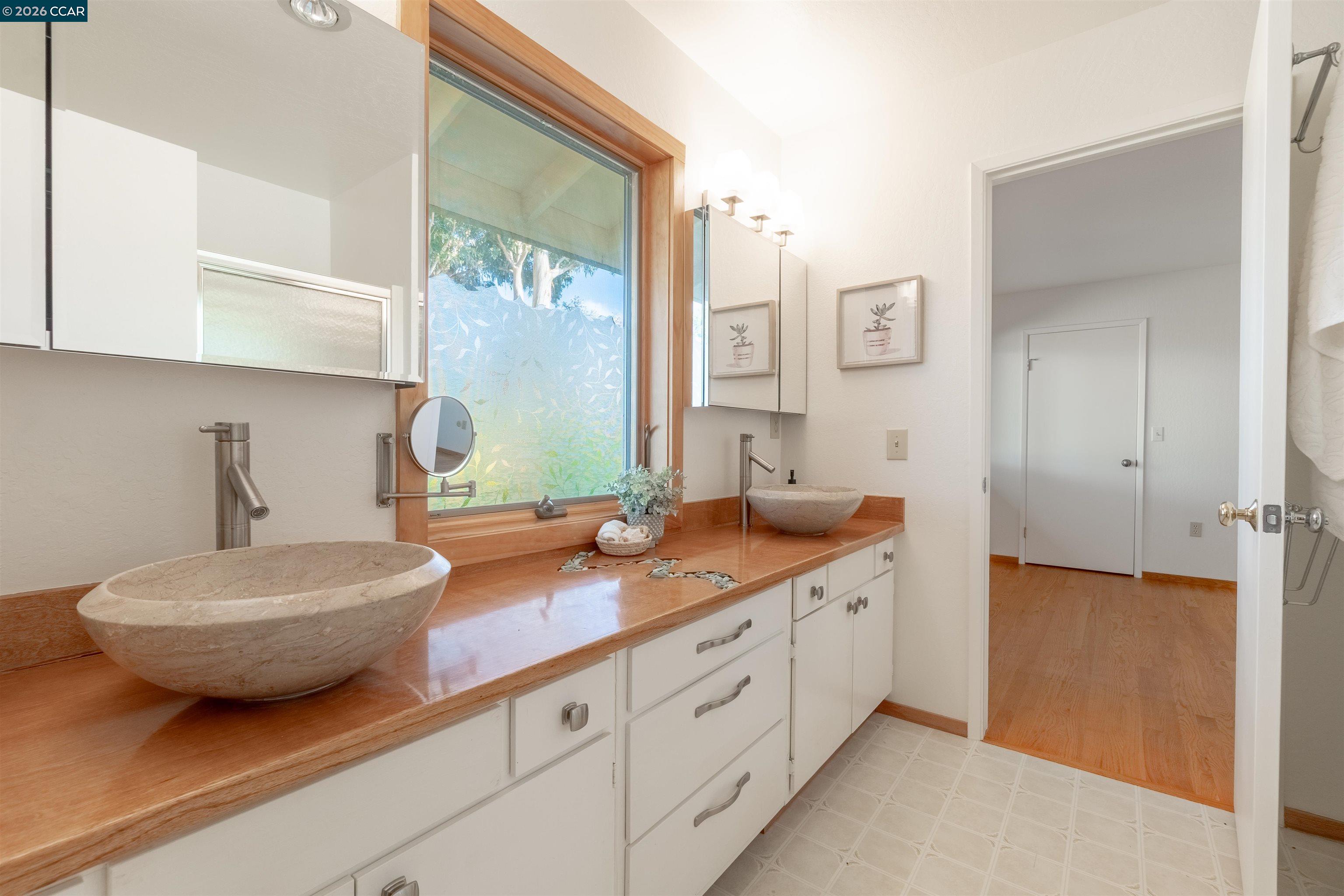 Detail Gallery Image 17 of 33 For 10961 Morgan Territory Rd, Livermore,  CA 94551 - 5 Beds | 3 Baths