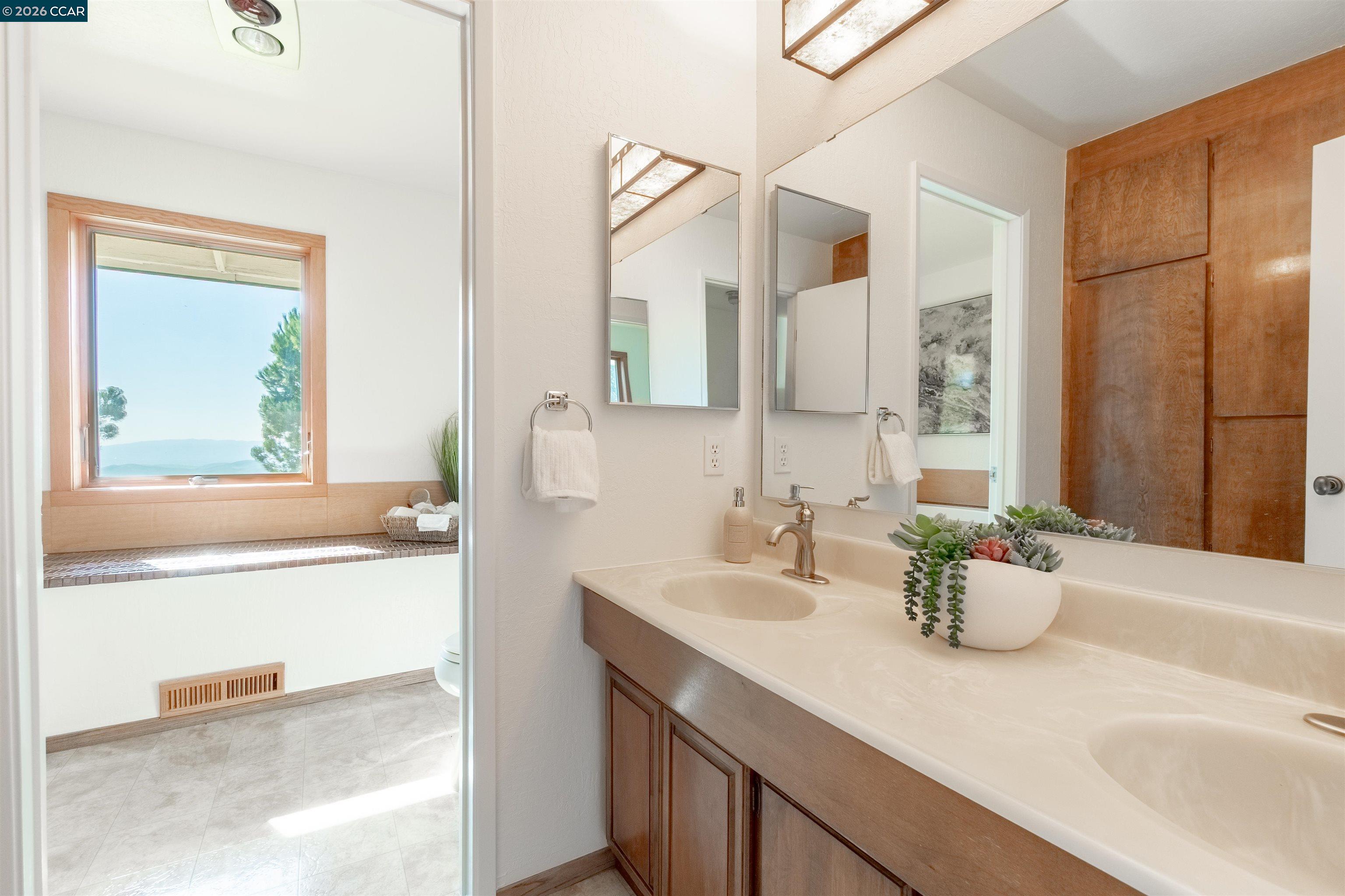 Detail Gallery Image 19 of 33 For 10961 Morgan Territory Rd, Livermore,  CA 94551 - 5 Beds | 3 Baths