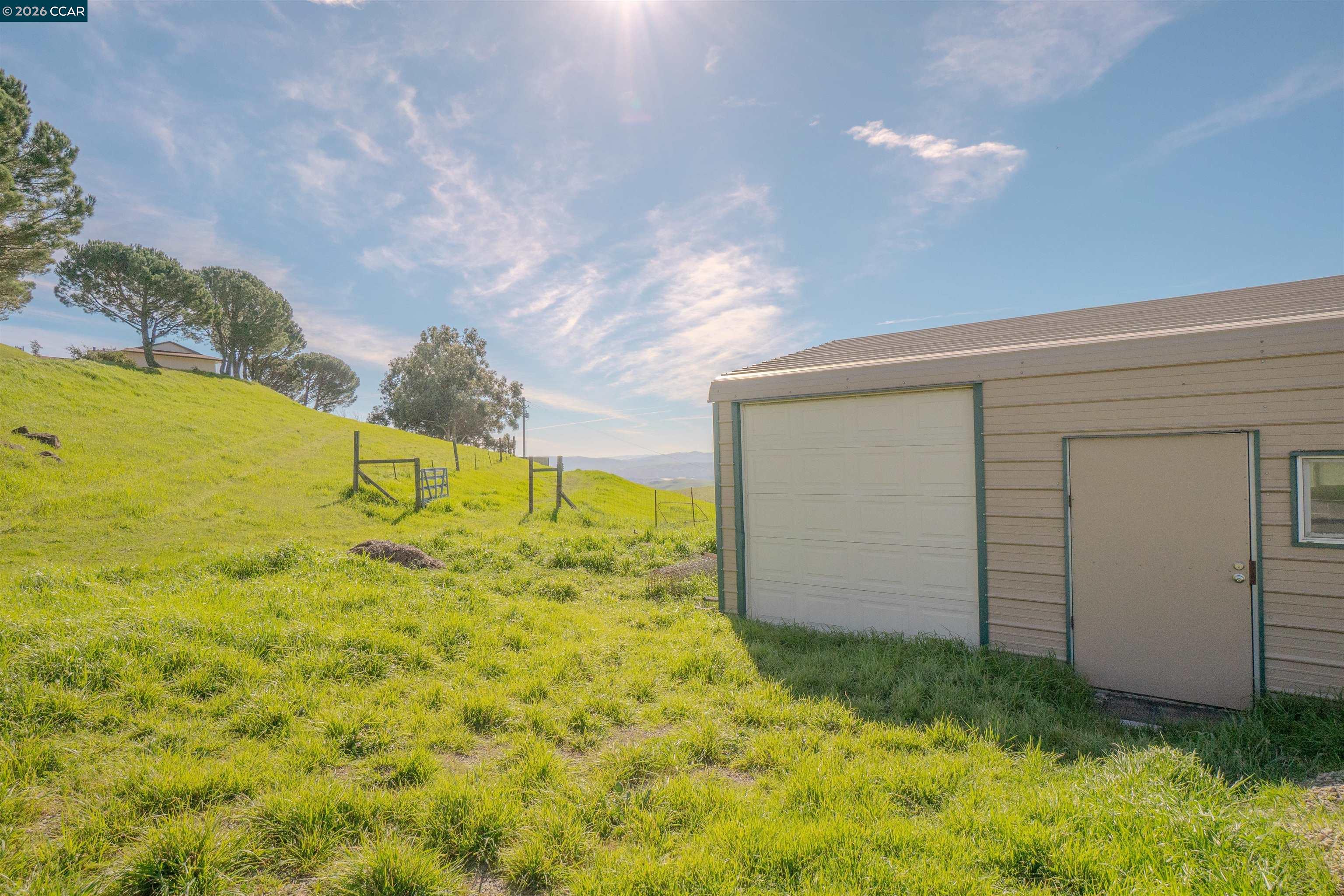 Detail Gallery Image 40 of 48 For 10961 Morgan Territory Rd, Livermore,  CA 94551 - 5 Beds | 3 Baths