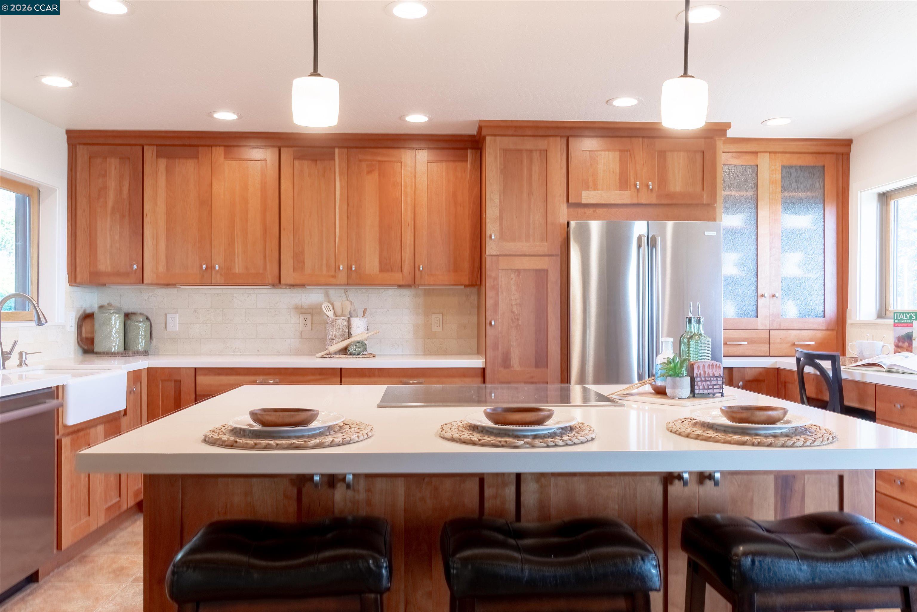 Detail Gallery Image 7 of 33 For 10961 Morgan Territory Rd, Livermore,  CA 94551 - 5 Beds | 3 Baths