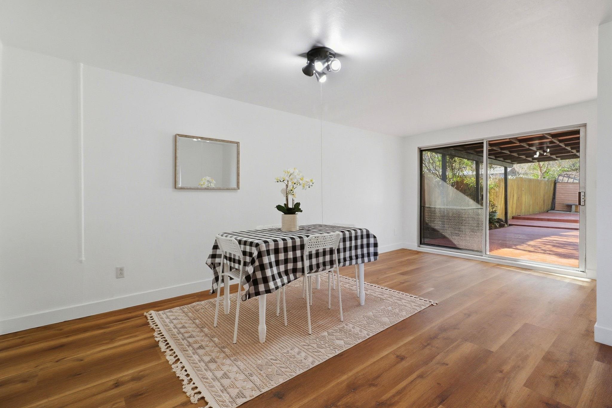 Detail Gallery Image 23 of 60 For 280 Calais Dr, Pinole,  CA 94564 - 4 Beds | 2 Baths