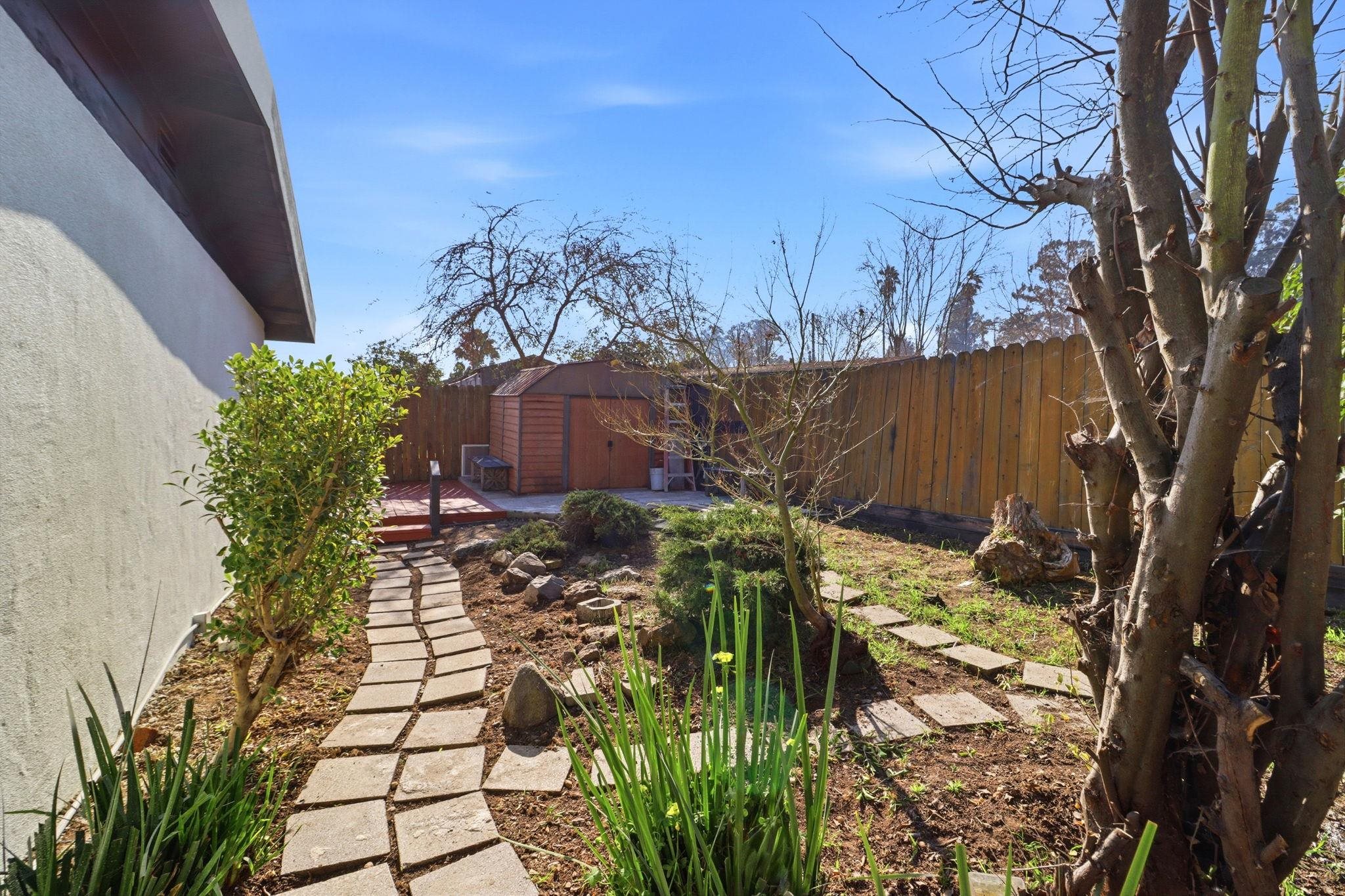 Detail Gallery Image 49 of 60 For 280 Calais Dr, Pinole,  CA 94564 - 4 Beds | 2 Baths