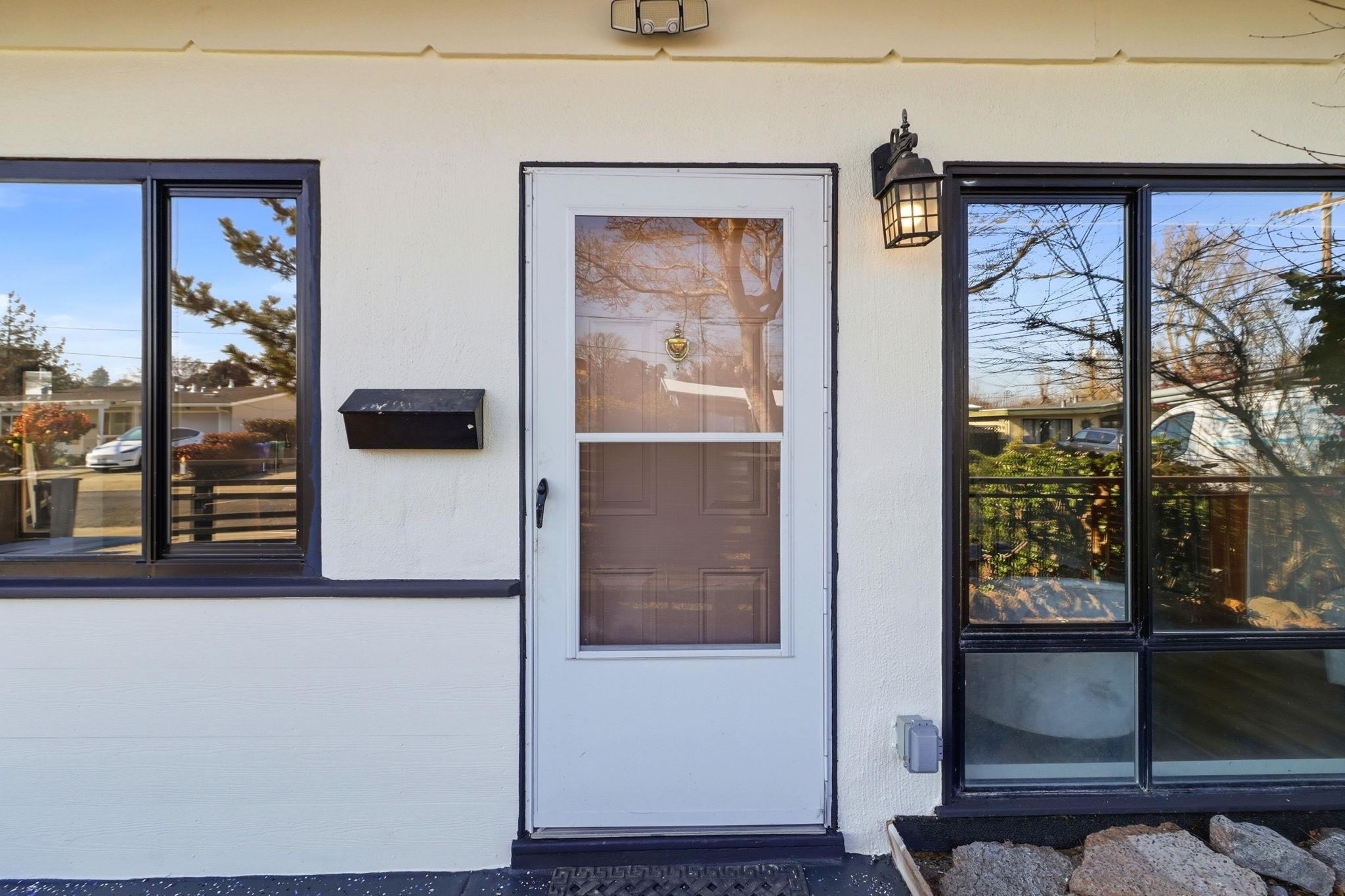 Detail Gallery Image 9 of 60 For 280 Calais Dr, Pinole,  CA 94564 - 4 Beds | 2 Baths