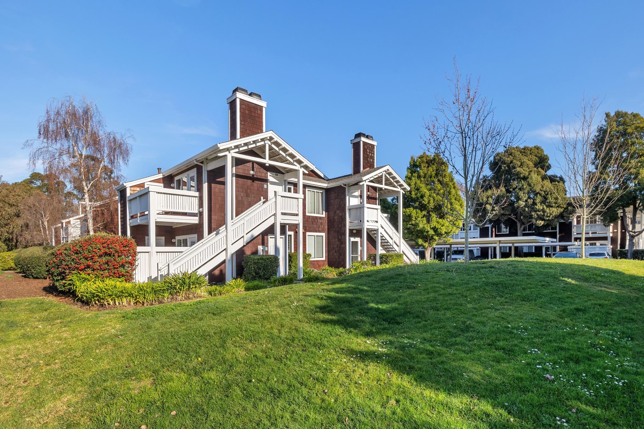 Detail Gallery Image 4 of 49 For 20 Marina Lakes Dr, Richmond,  CA 94804 - 2 Beds | 1 Baths