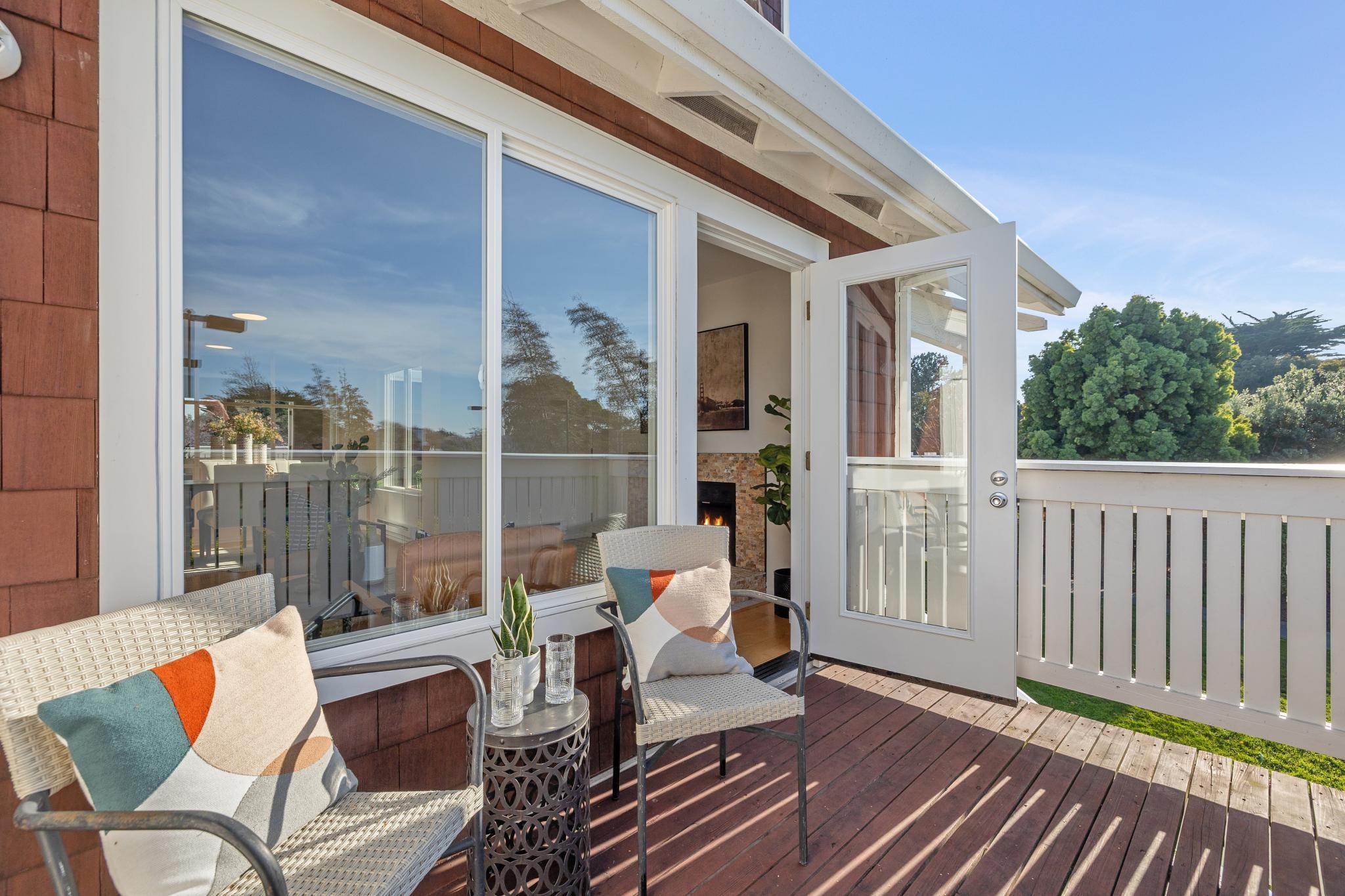 Detail Gallery Image 34 of 49 For 20 Marina Lakes Dr, Richmond,  CA 94804 - 2 Beds | 1 Baths