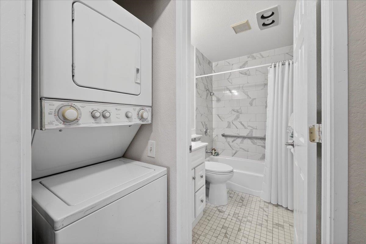 Detail Gallery Image 20 of 26 For 26088 Kay Ave #209,  Hayward,  CA 94545 - 1 Beds | 1 Baths