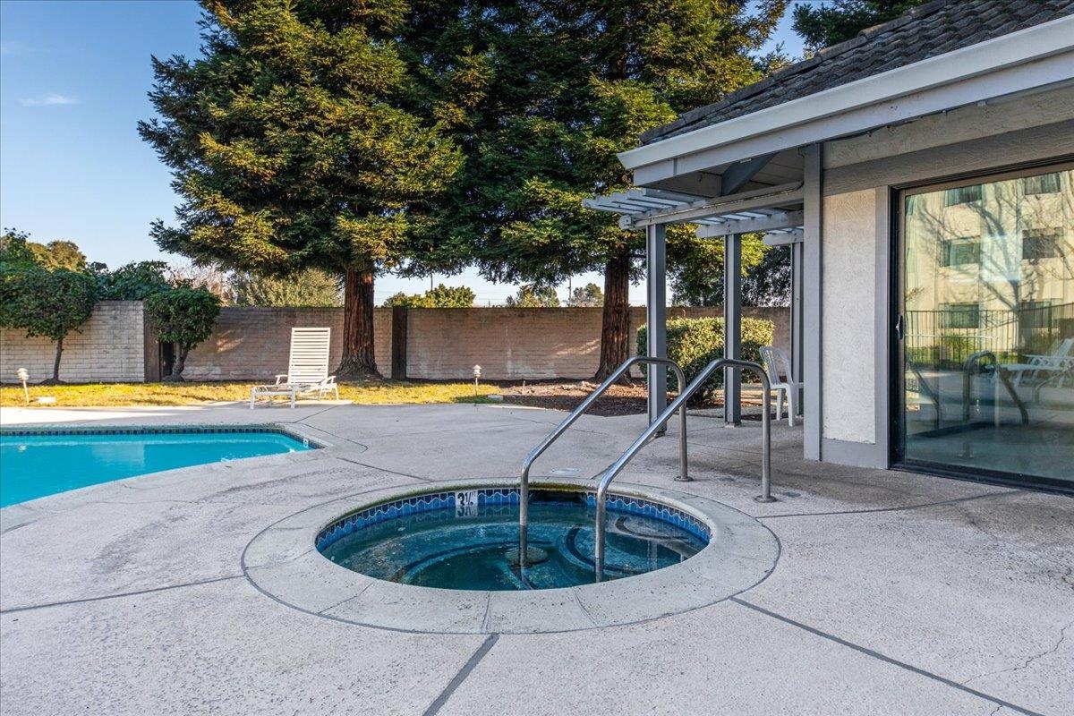 Detail Gallery Image 26 of 26 For 26088 Kay Ave #209,  Hayward,  CA 94545 - 1 Beds | 1 Baths