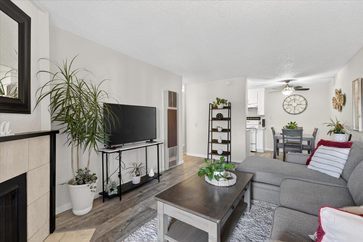 Detail Gallery Image 5 of 26 For 26088 Kay Ave #209,  Hayward,  CA 94545 - 1 Beds | 1 Baths