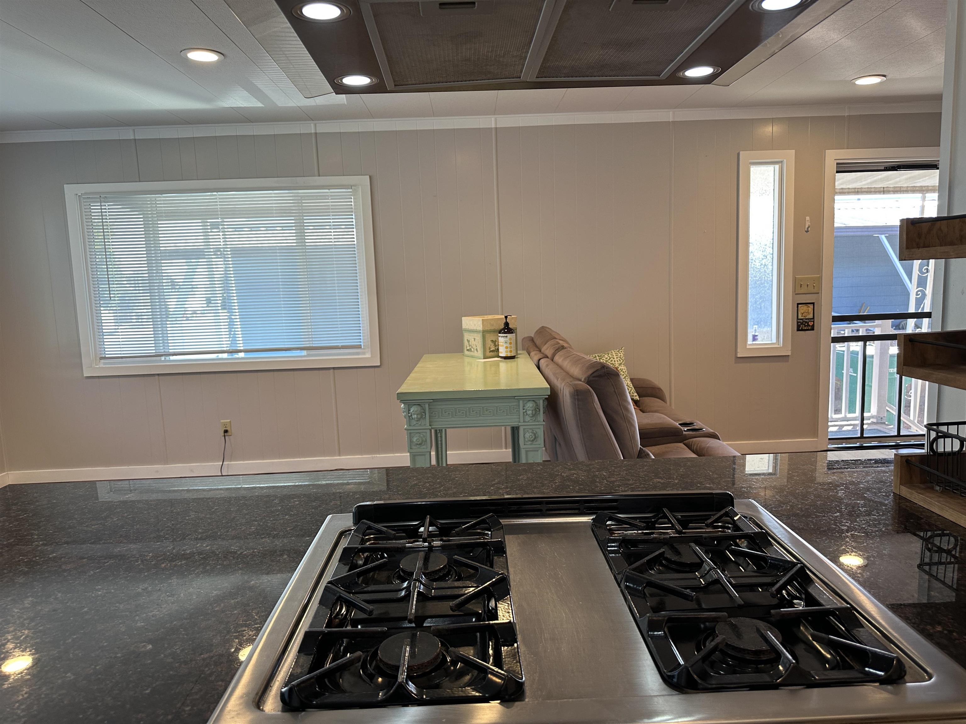 Detail Gallery Image 17 of 32 For 1150 W Winton Ave. #207,  Hayward,  CA 94545 - 2 Beds | 2 Baths