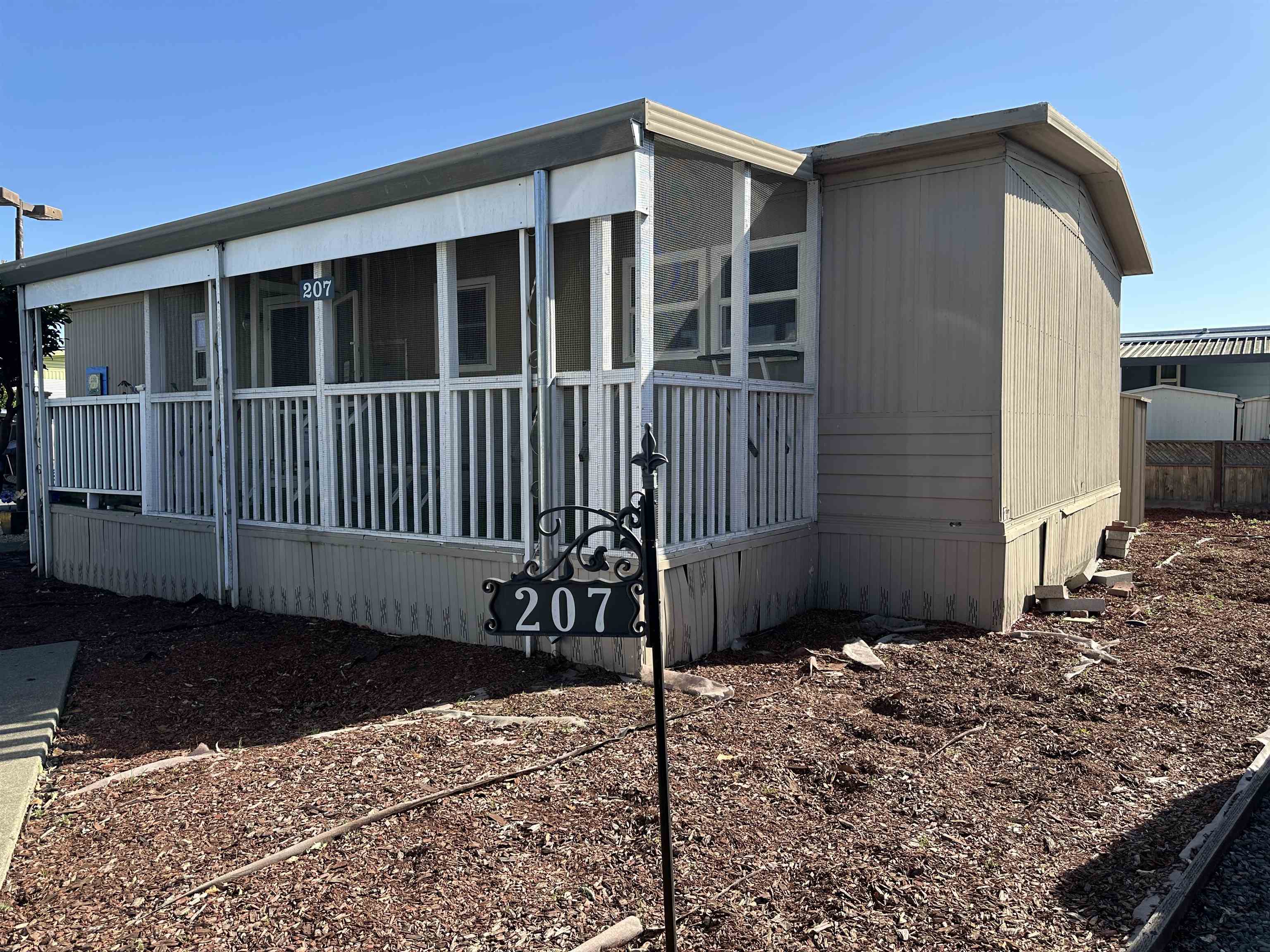 Detail Gallery Image 31 of 32 For 1150 W Winton Ave. #207,  Hayward,  CA 94545 - 2 Beds | 2 Baths