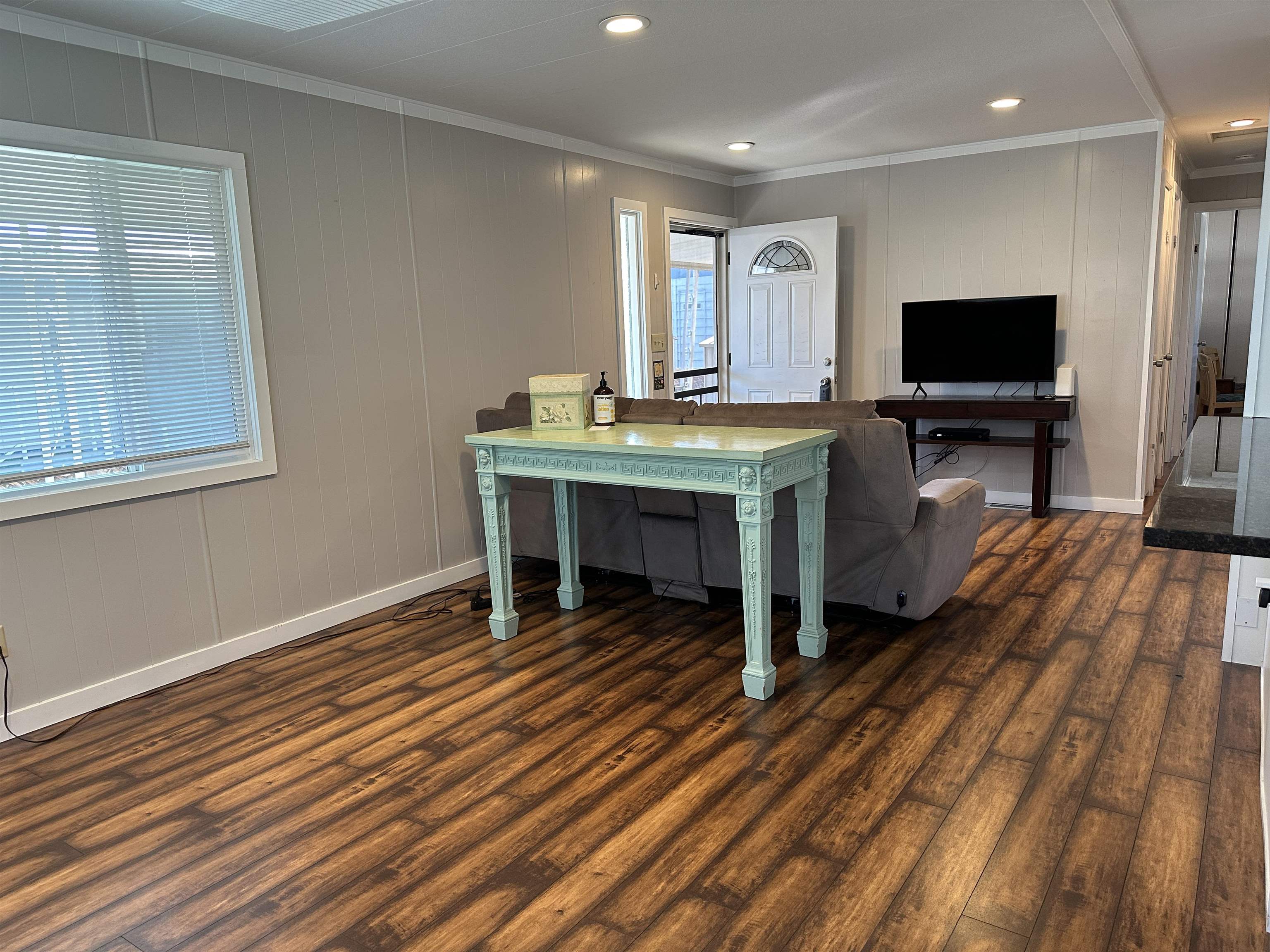 Detail Gallery Image 8 of 32 For 1150 W Winton Ave. #207,  Hayward,  CA 94545 - 2 Beds | 2 Baths