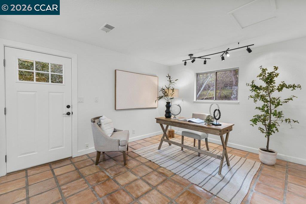 Detail Gallery Image 32 of 53 For 205 Castle Hill Ranch Rd, Walnut Creek,  CA 94595 - 4 Beds | 2 Baths