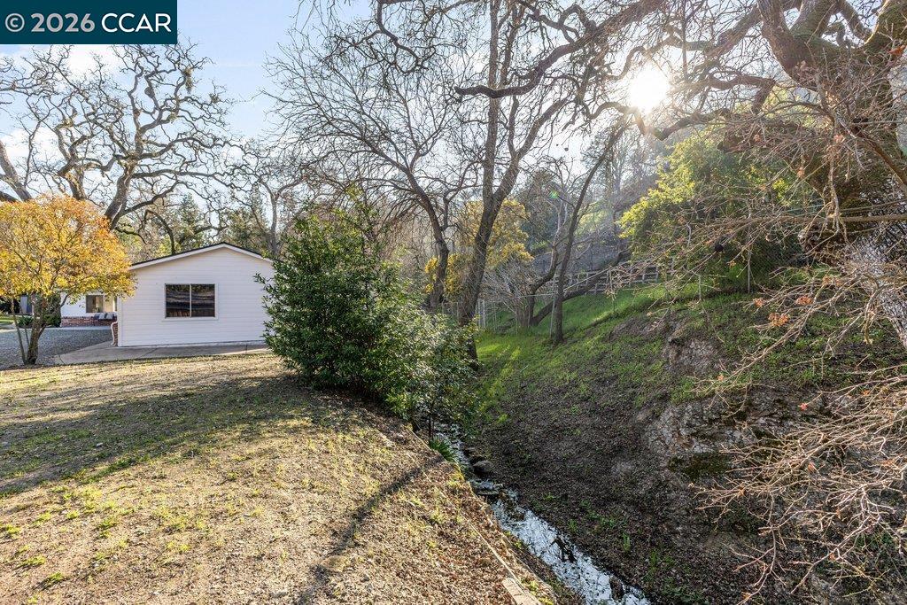 Detail Gallery Image 45 of 53 For 205 Castle Hill Ranch Rd, Walnut Creek,  CA 94595 - 4 Beds | 2 Baths