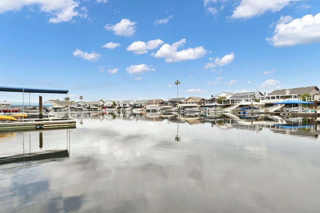 Detail Gallery Image 4 of 34 For 4691 Spinnaker Way, Discovery Bay,  CA 94505 - 3 Beds | 2 Baths