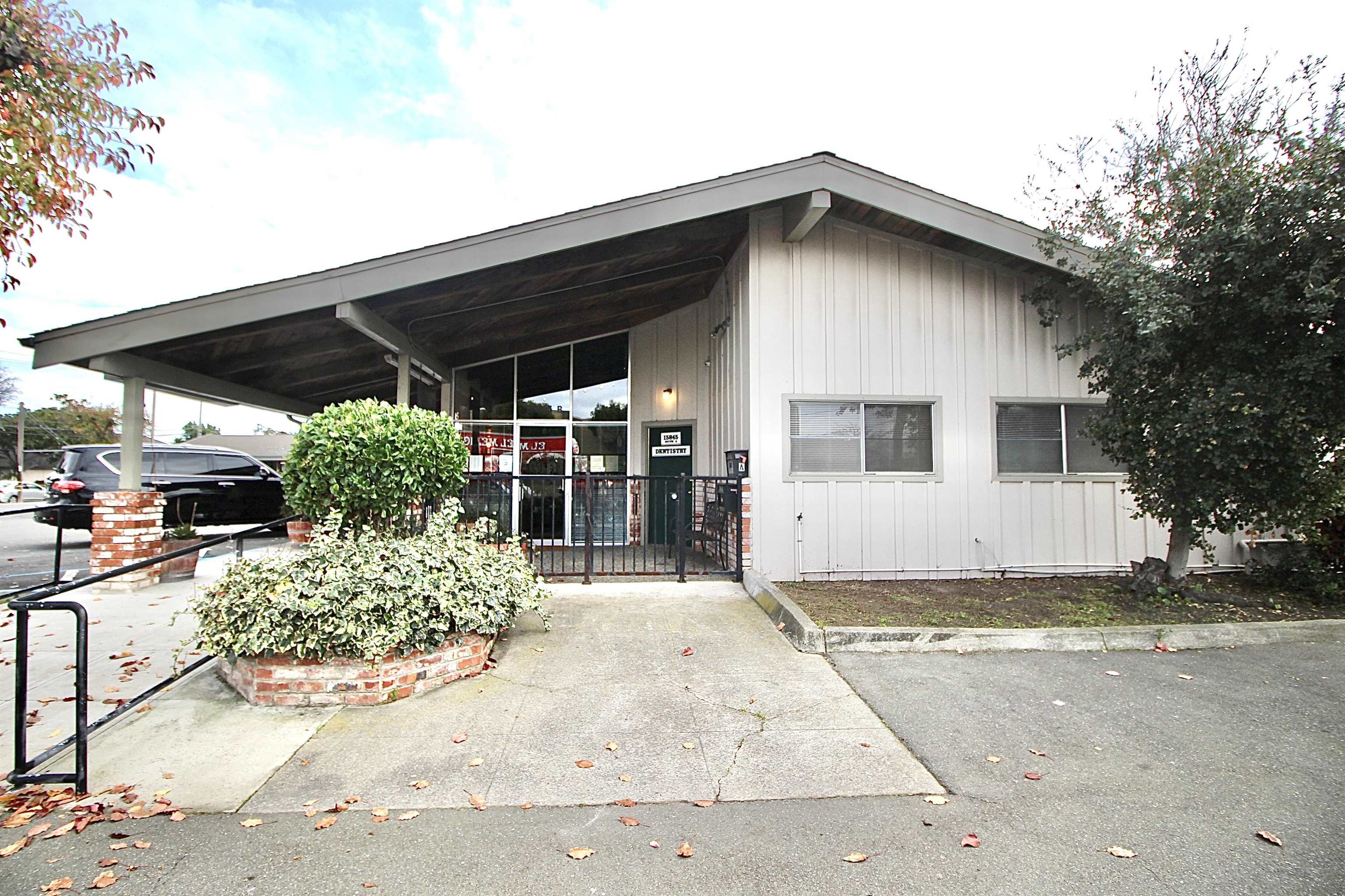 Front Image Thumbnail for BE41123051