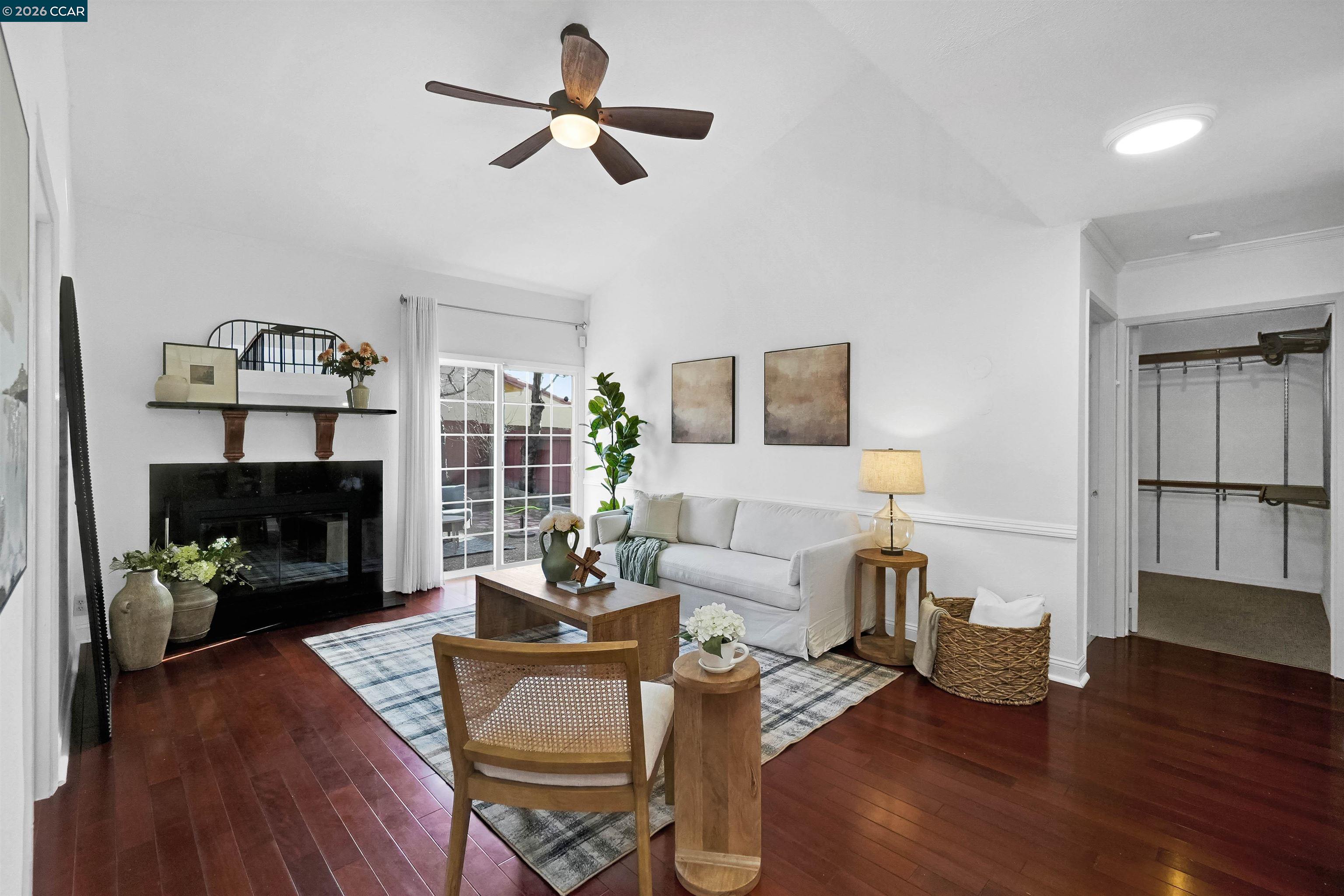 Photo #12: 41123052 Listing: Photo #12