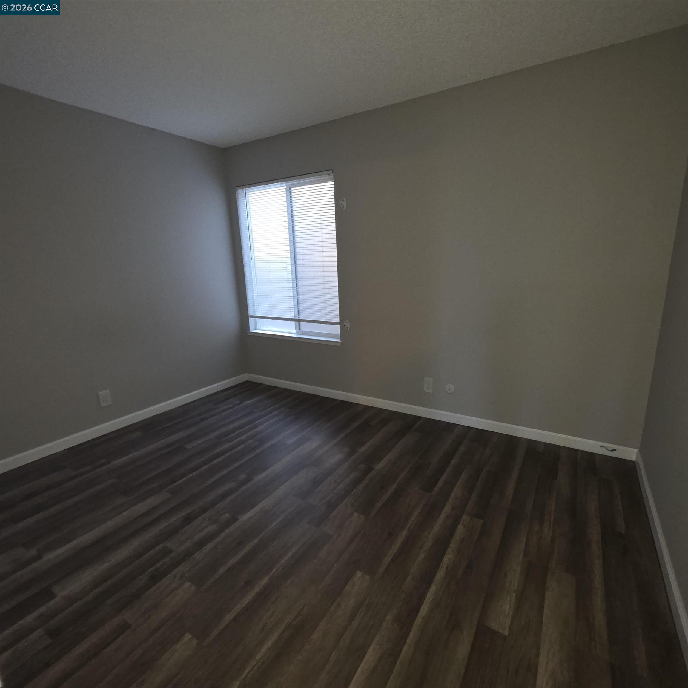 Detail Gallery Image 16 of 19 For 4360 Eagle Peak Rd #B,  Concord,  CA 94521 - 3 Beds | 2/1 Baths