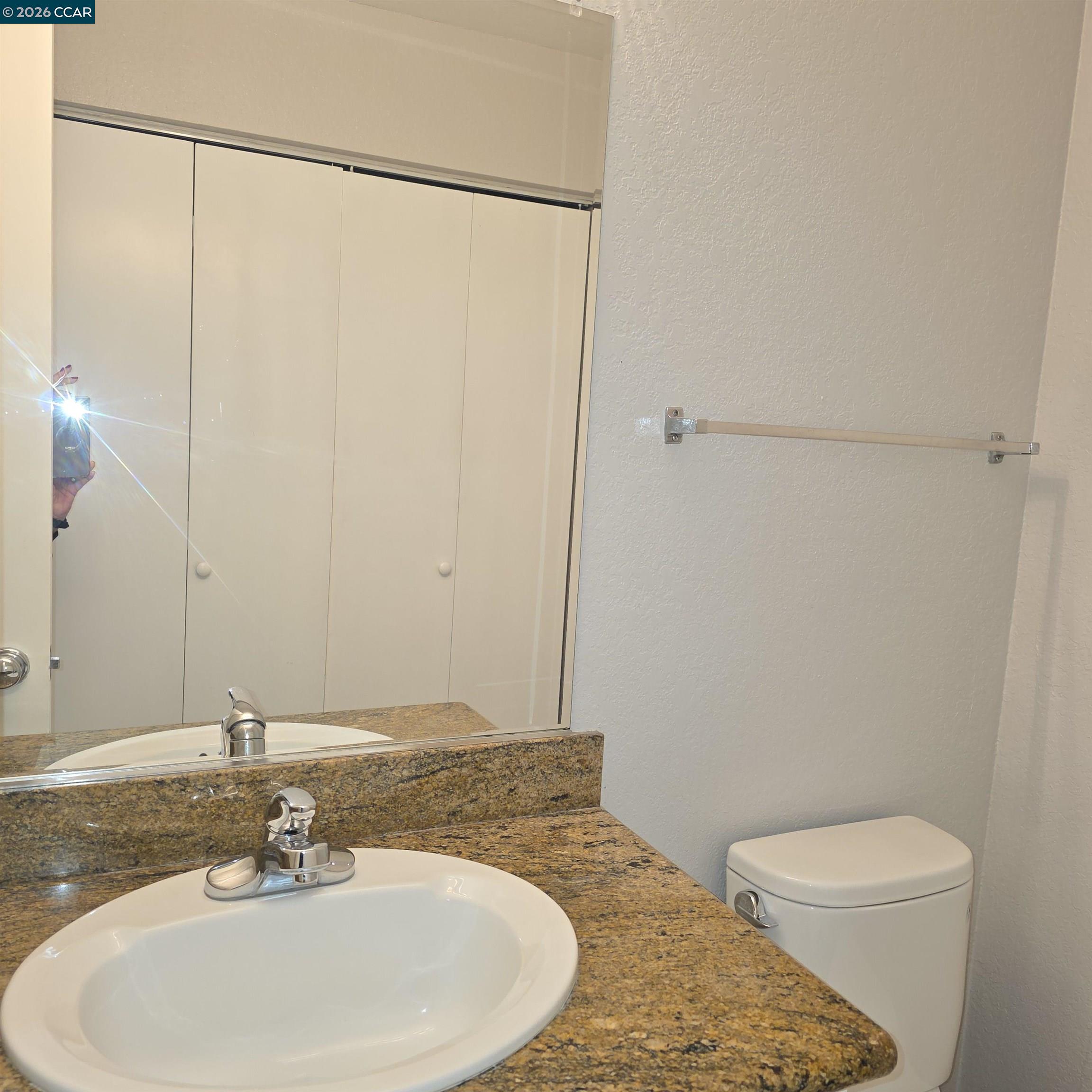 Detail Gallery Image 10 of 19 For 4360 Eagle Peak Rd #B,  Concord,  CA 94521 - 3 Beds | 2/1 Baths