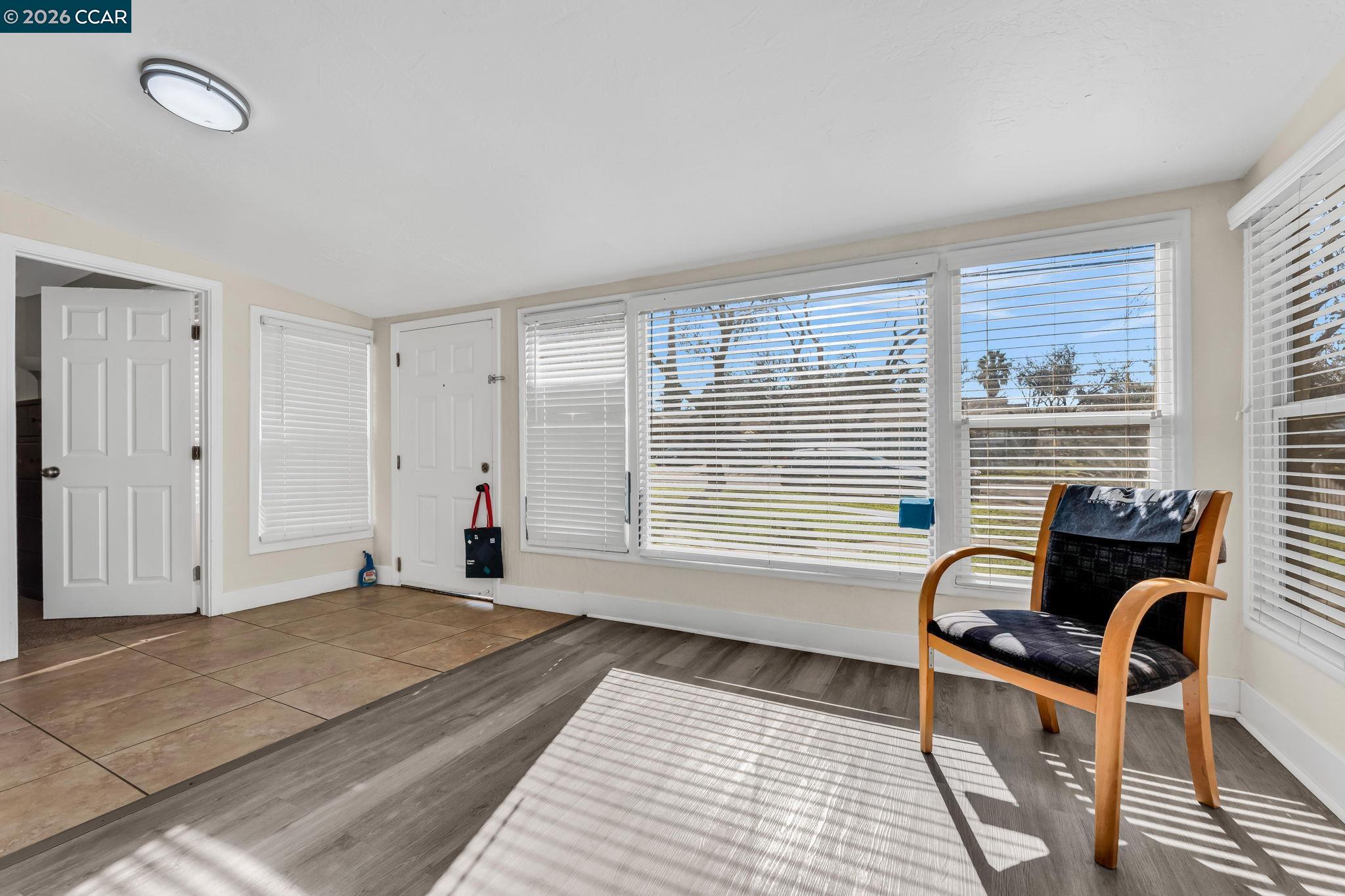 Detail Gallery Image 4 of 38 For 104 Alvarado Ave, Pittsburg,  CA 94565 - 3 Beds | 1 Baths