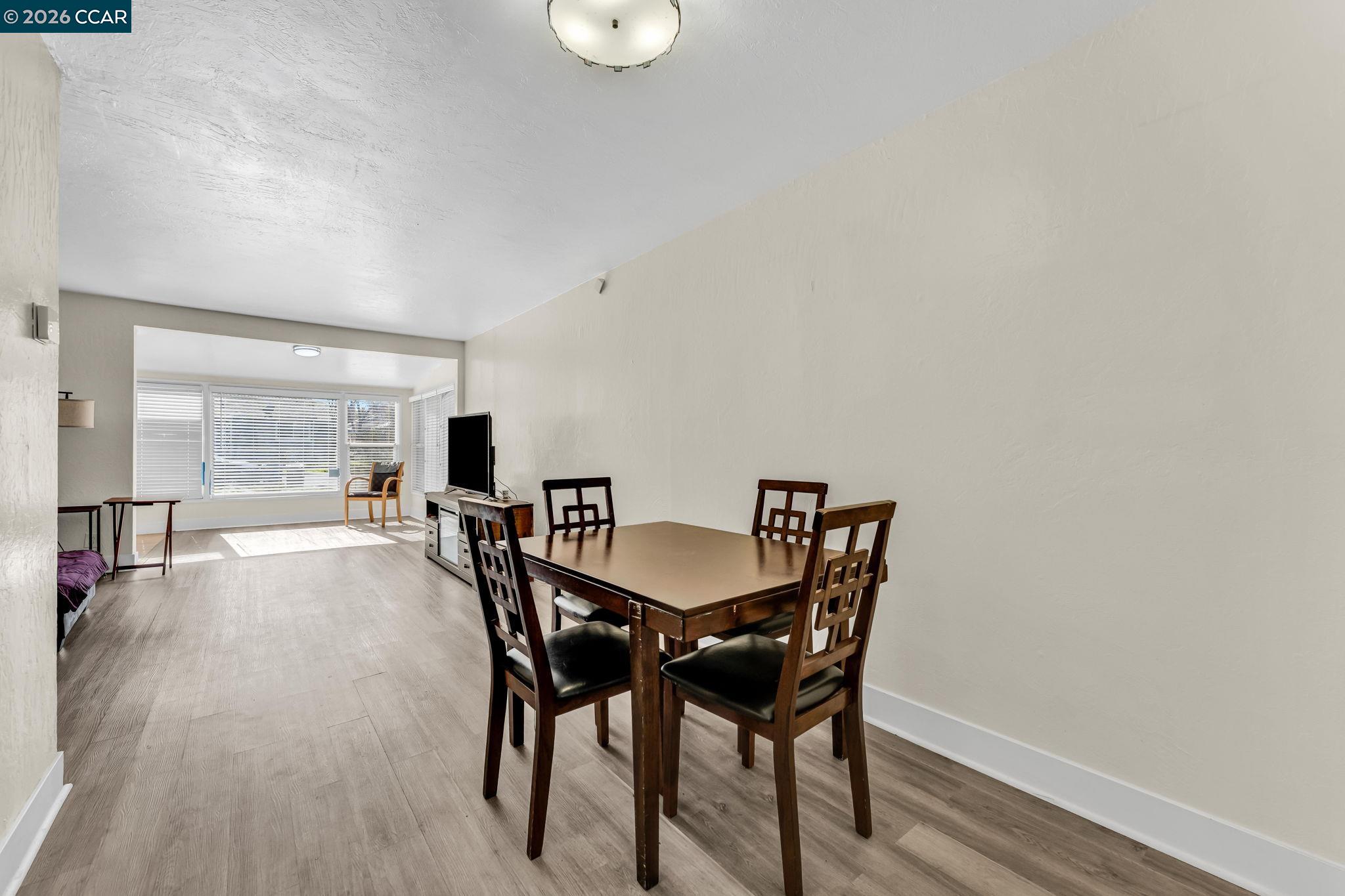 Detail Gallery Image 8 of 38 For 104 Alvarado Ave, Pittsburg,  CA 94565 - 3 Beds | 1 Baths