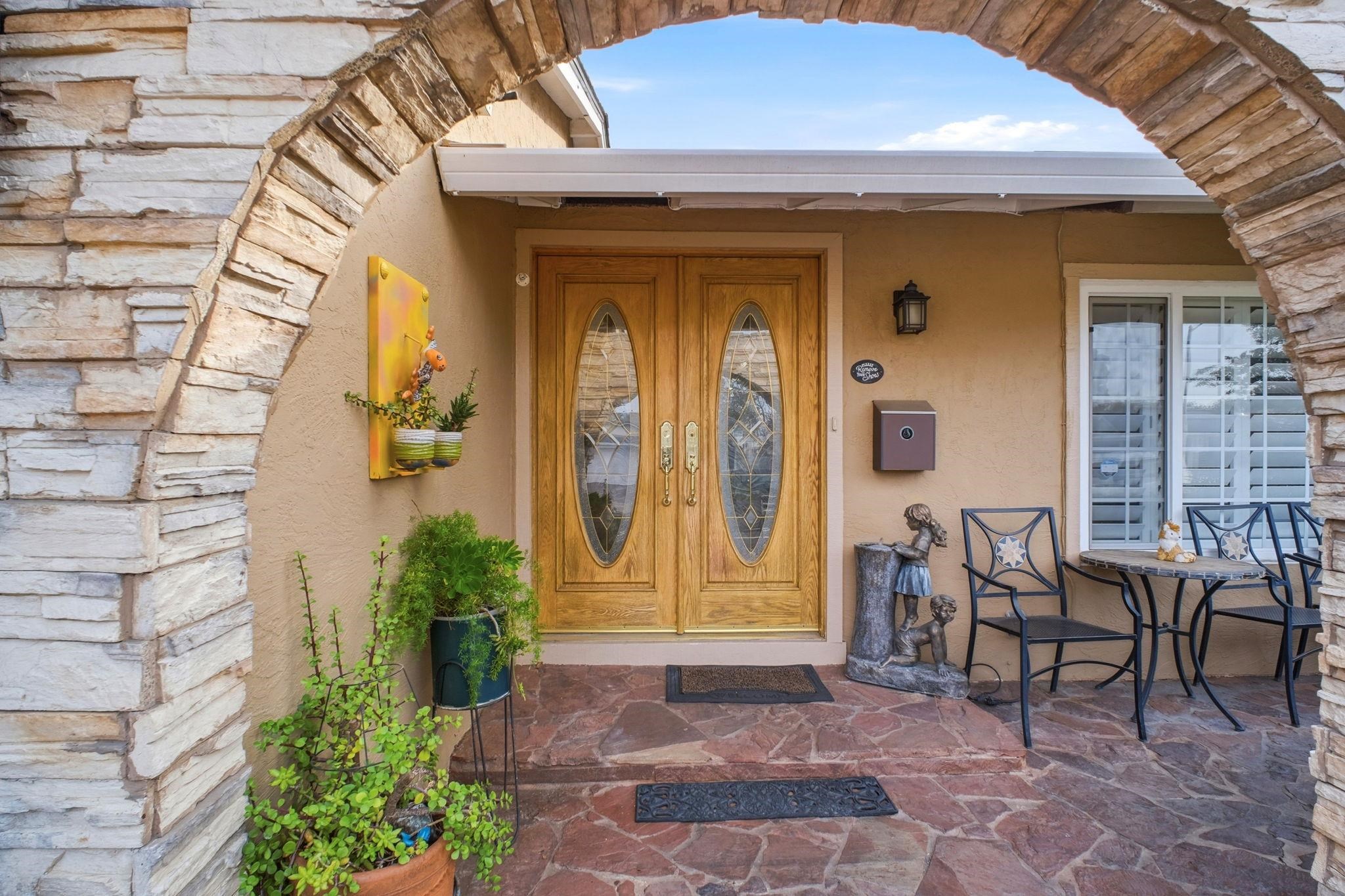 Detail Gallery Image 3 of 28 For 3020 San Andreas Dr, Union City,  CA 94587 - 3 Beds | 2 Baths