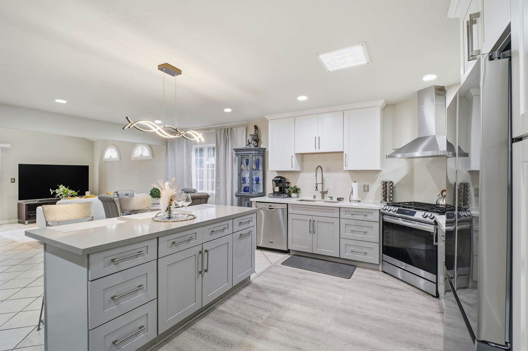 Detail Gallery Image 10 of 28 For 3020 San Andreas Dr, Union City,  CA 94587 - 3 Beds | 2 Baths