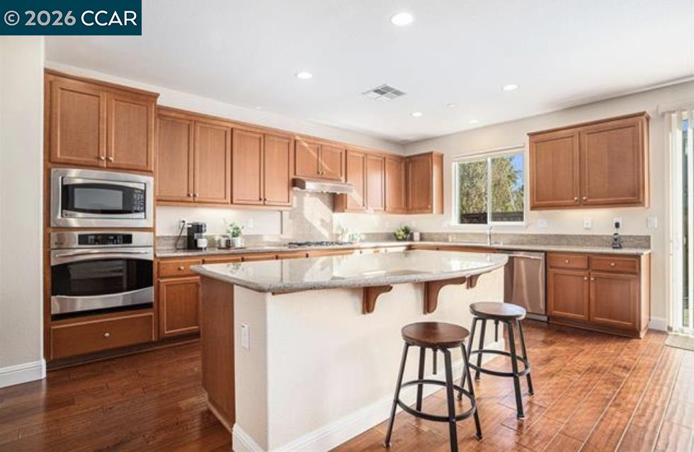 Detail Gallery Image 12 of 28 For 2284 Demartini Ln, Brentwood,  CA 94513 - 4 Beds | 3 Baths