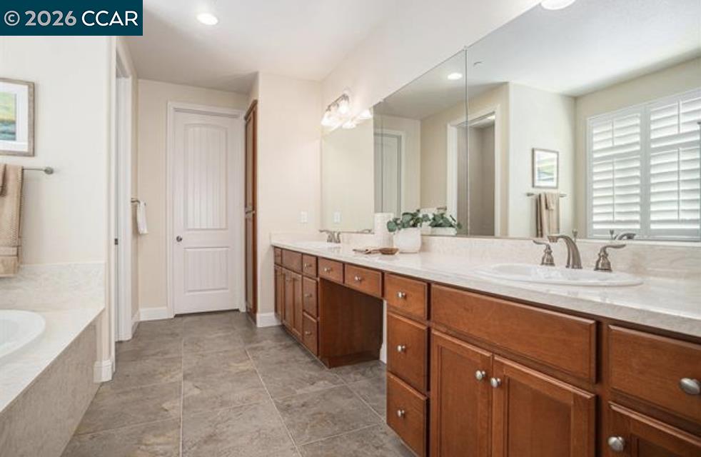 Detail Gallery Image 21 of 28 For 2284 Demartini Ln, Brentwood,  CA 94513 - 4 Beds | 3 Baths