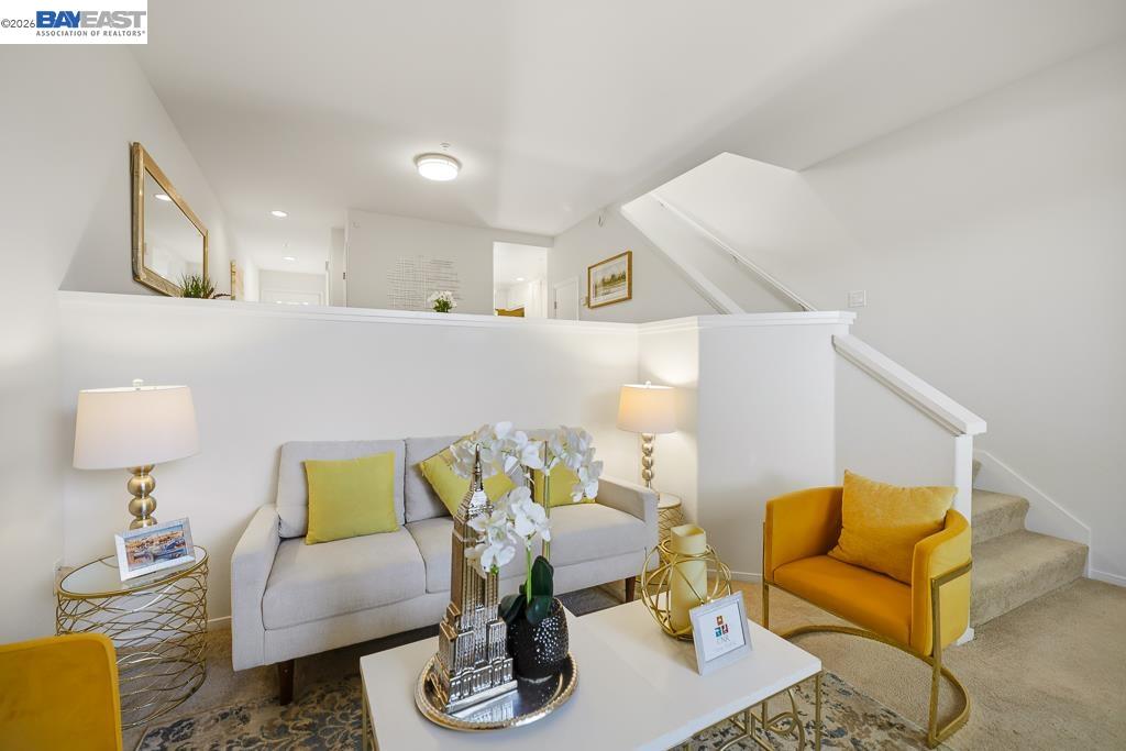 Detail Gallery Image 12 of 49 For 122 Vista Hermosa, Walnut Creek,  CA 94597 - 2 Beds | 2/1 Baths