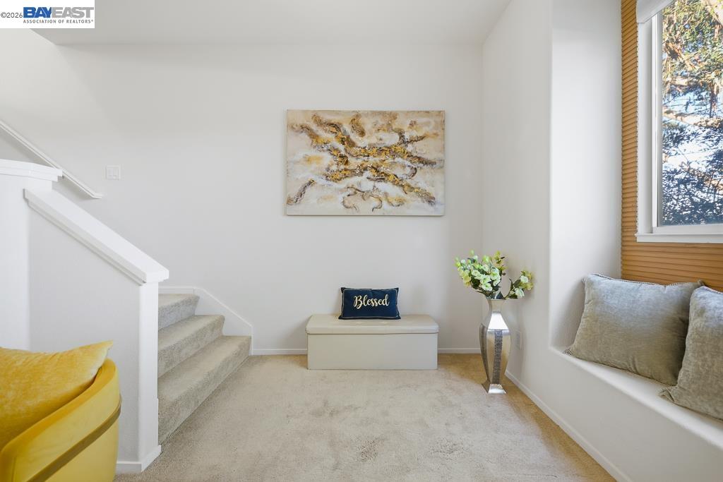 Detail Gallery Image 14 of 49 For 122 Vista Hermosa, Walnut Creek,  CA 94597 - 2 Beds | 2/1 Baths