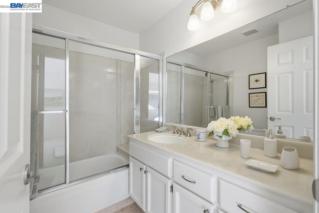 Detail Gallery Image 42 of 49 For 122 Vista Hermosa, Walnut Creek,  CA 94597 - 2 Beds | 2/1 Baths