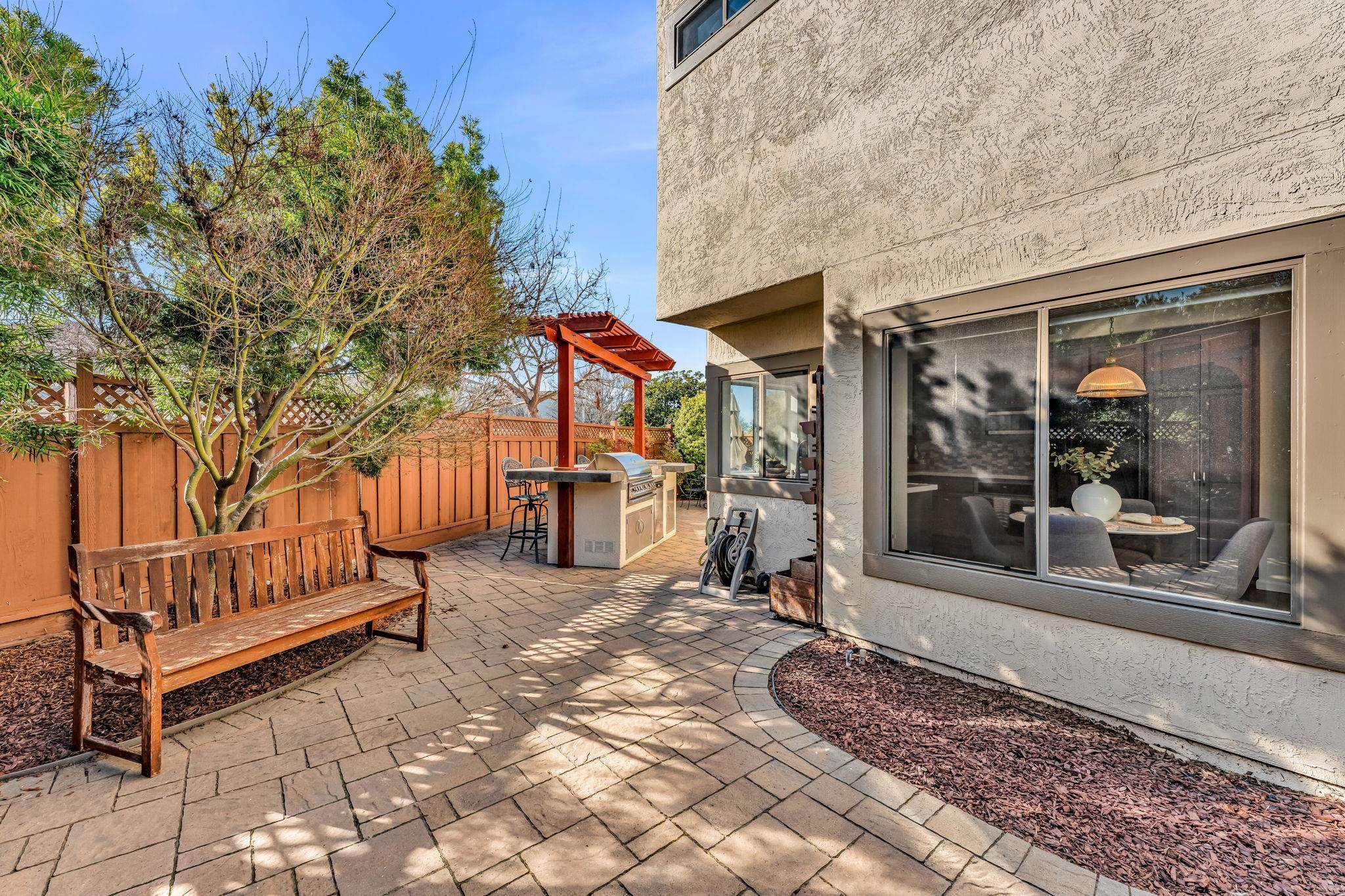 Detail Gallery Image 33 of 46 For 30300 Meridien Cir, Union City,  CA 94587 - 4 Beds | 3 Baths